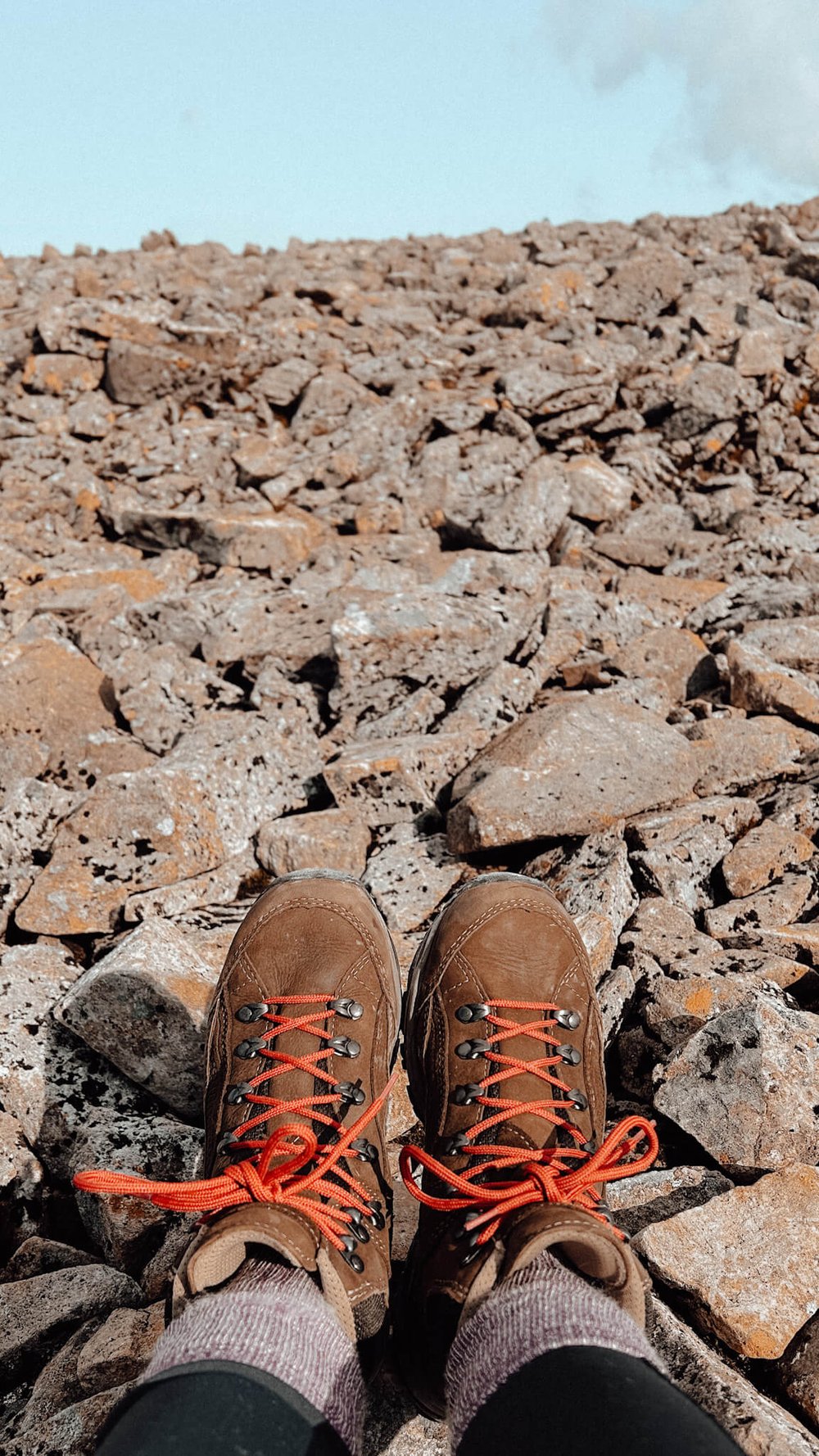 how-to-climb-ben-nevis-hiking-boots.jpg