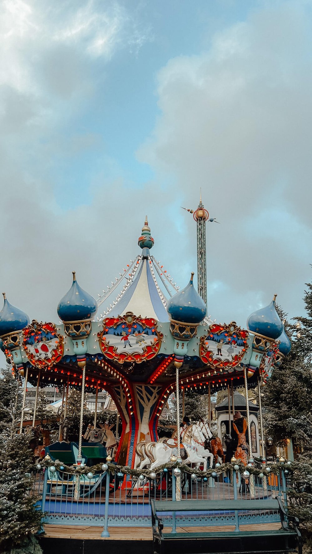 copenhagen-christmas-market-tivoli-gardens-rides.jpg