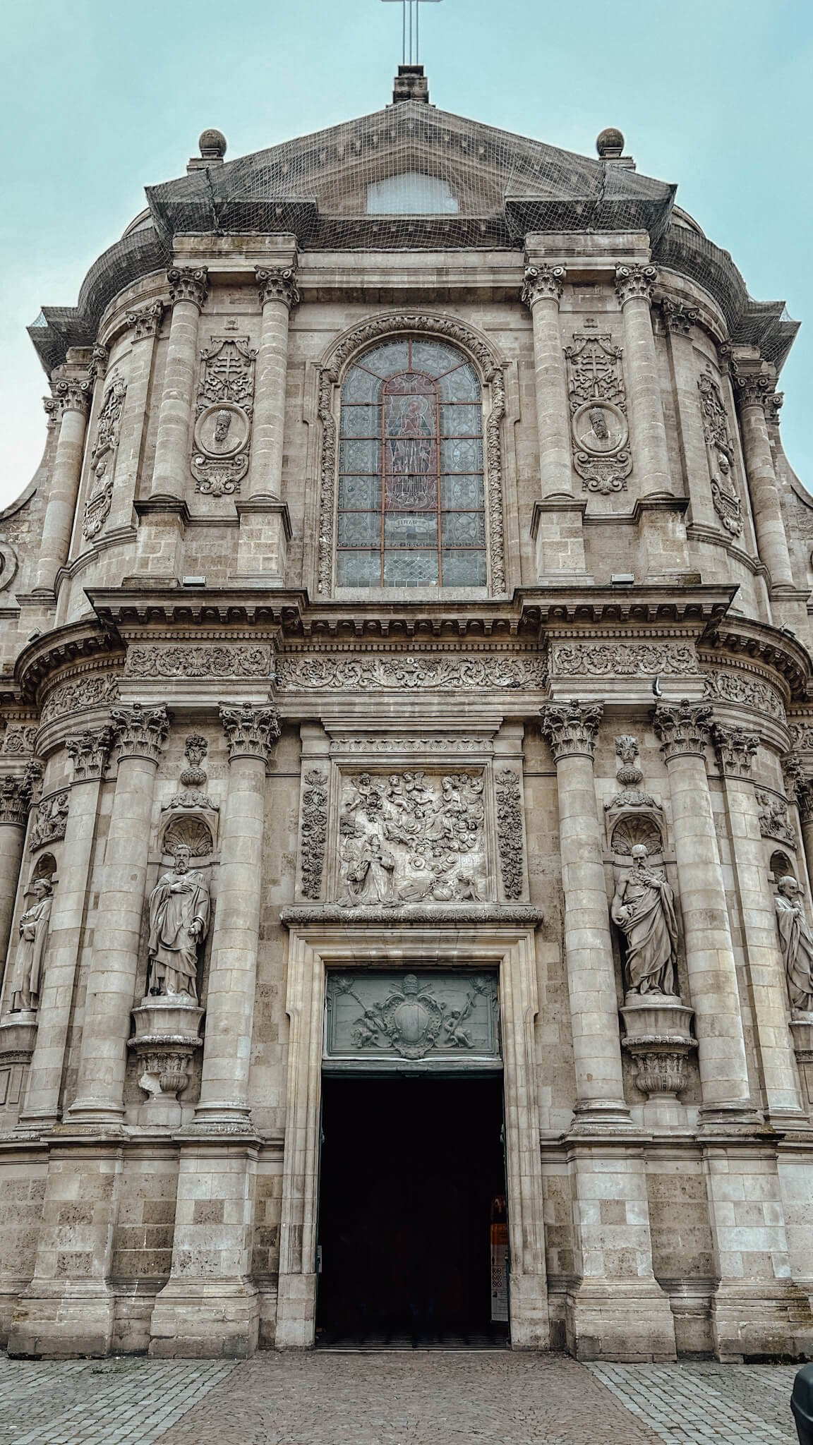 bordeaux-france-things-to-see-church.jpg