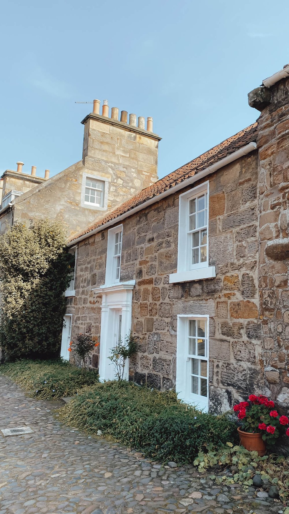 best-things-to-do-st-andrews-charming-cottages-lesley-wanders.jpg