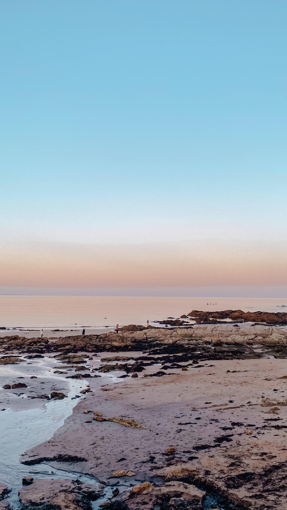 sunset-on-East-Sands-Beach-St-Andrews-Lesley-Wanders.jpg
