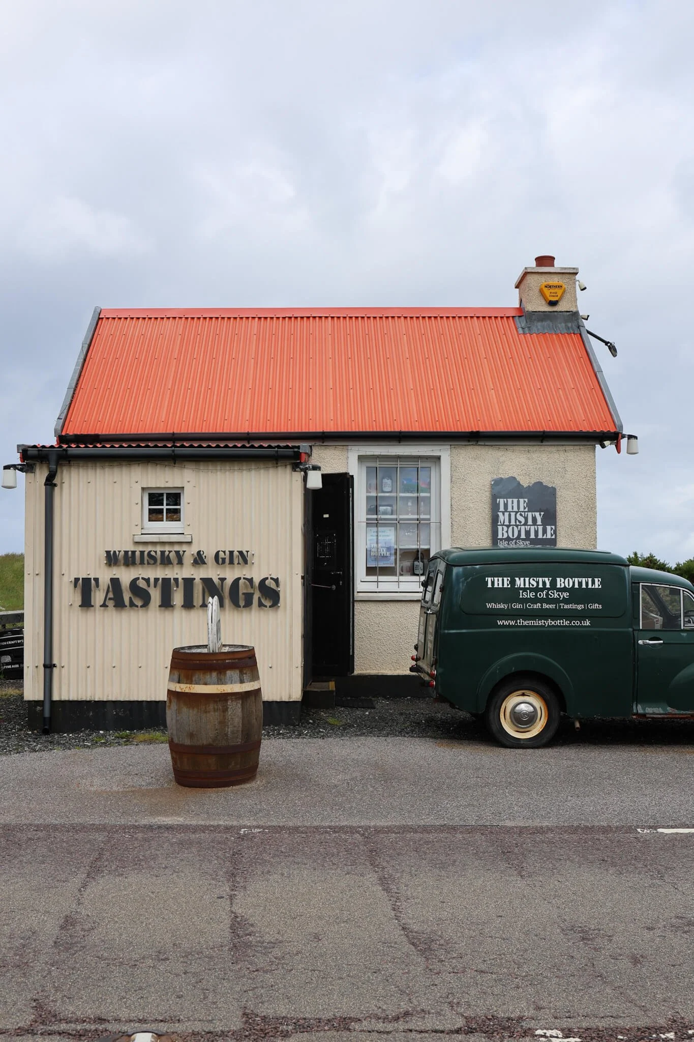 Best-Skye-Distilleries-Whisky-Shop-Misty-Bottle-Tastings-Wander-Scotland.jpg