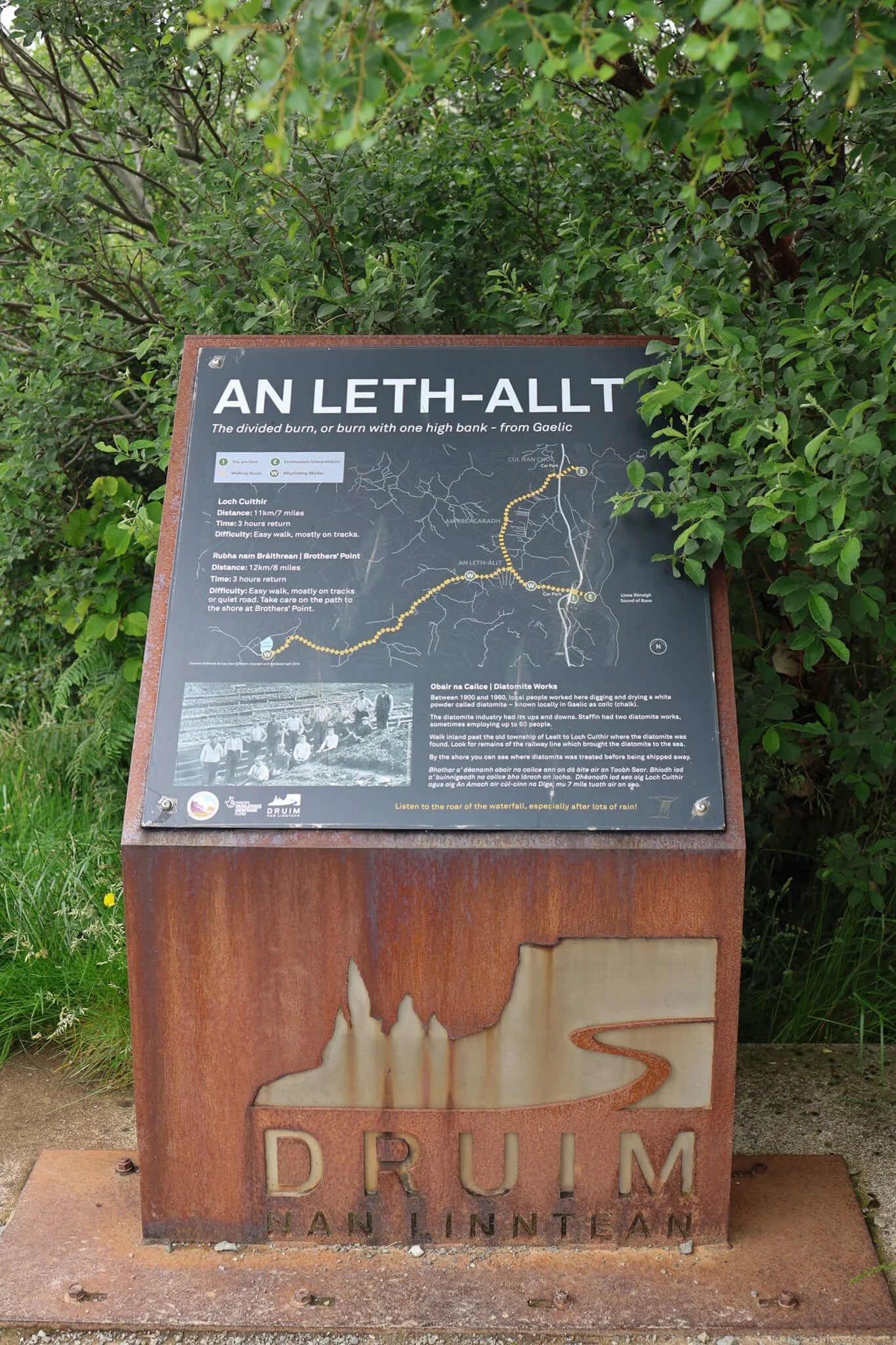 Leallt-Falls-Isle-of-Skye-A-Very-Helpful-Visitors-Guide-Signpost-Wander-Scotland.jpg