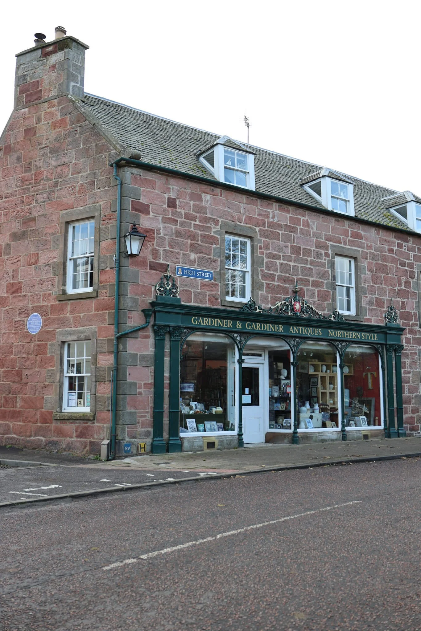 Cromarty-Highlands-Charming-Coastal-Getaway-Guide-Boutique-Stores.jpg