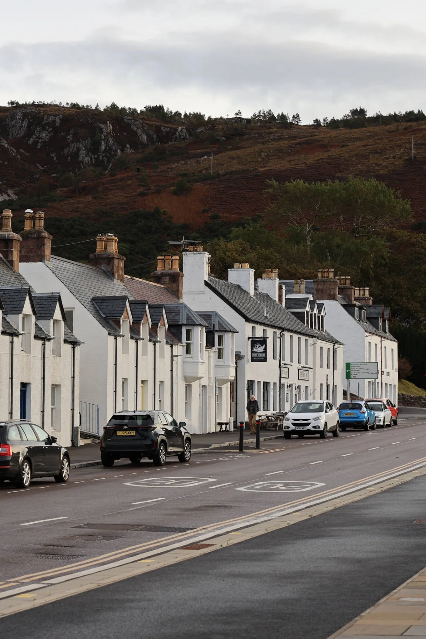 Best-Things-To-Do-Ullapool-Charming-High-Street.jpg