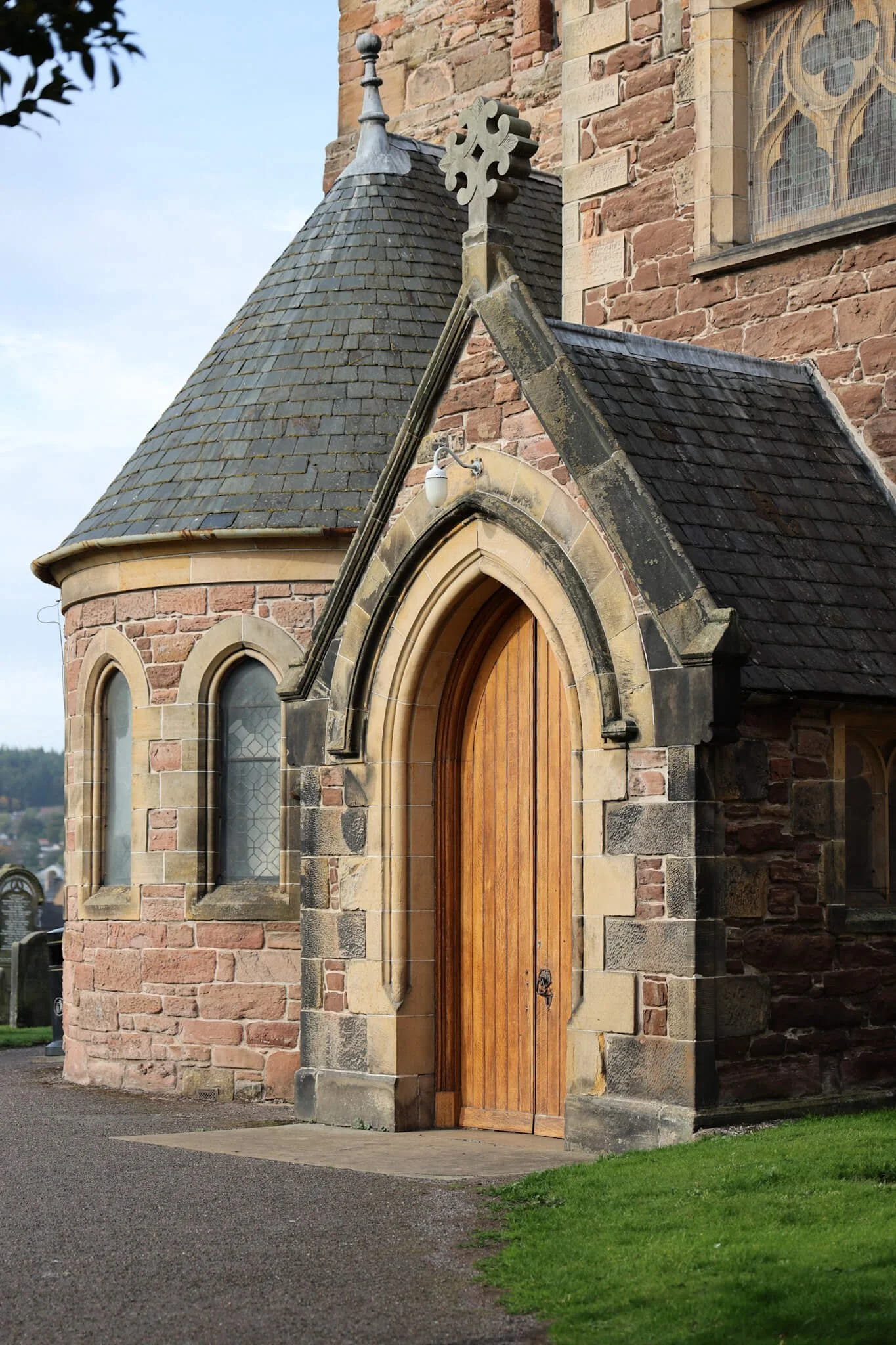 How-To-Visit-Inverness-Scotland-First-Time-Visitors.jpg