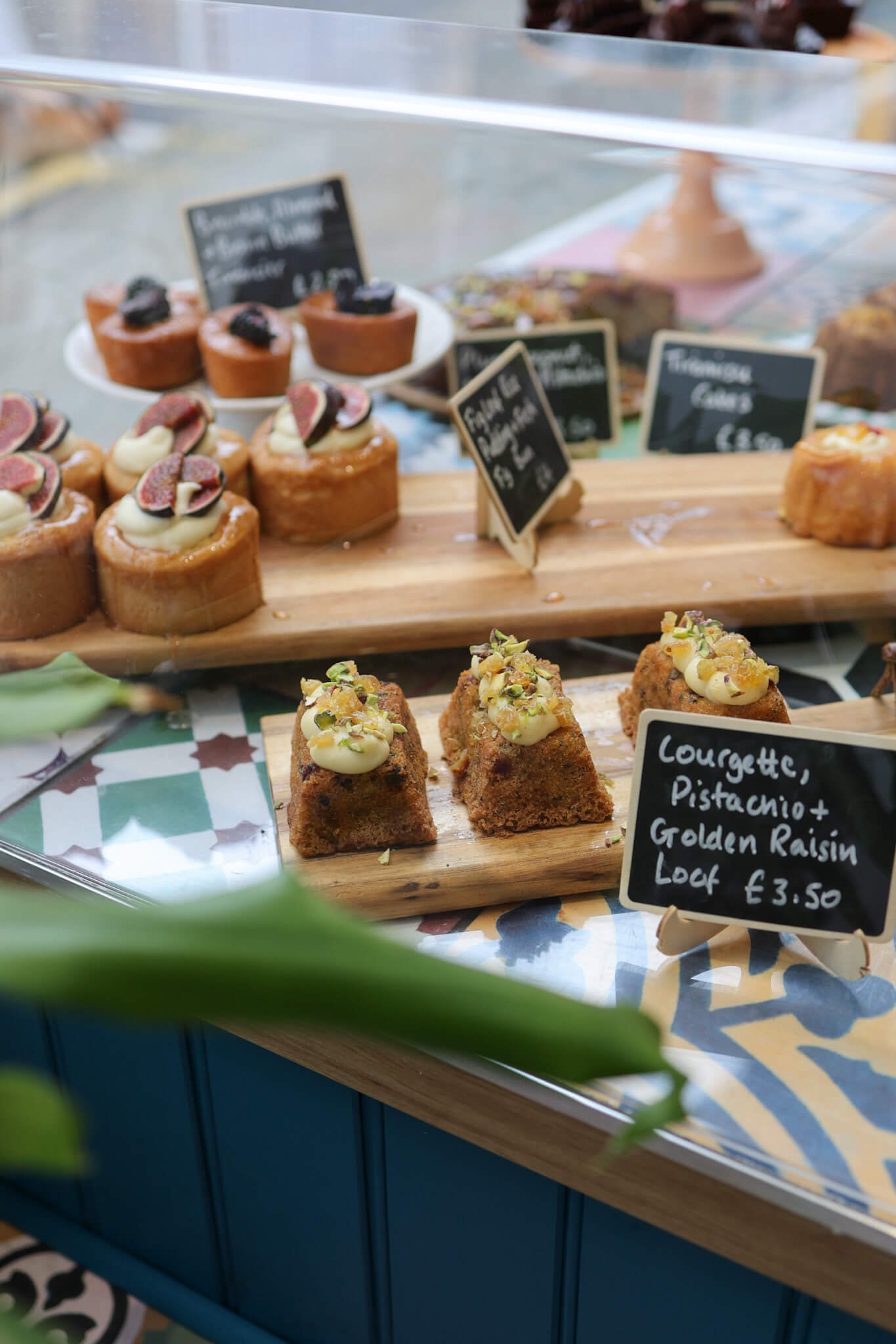 Crieff-Perthshire-Best-Things-To-Do-Indulge-Food-Scene.jpg