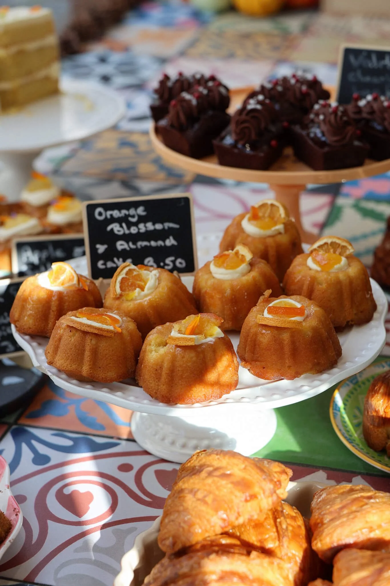 ems-and-co-crieff-orange-blossom-cakes.jpg