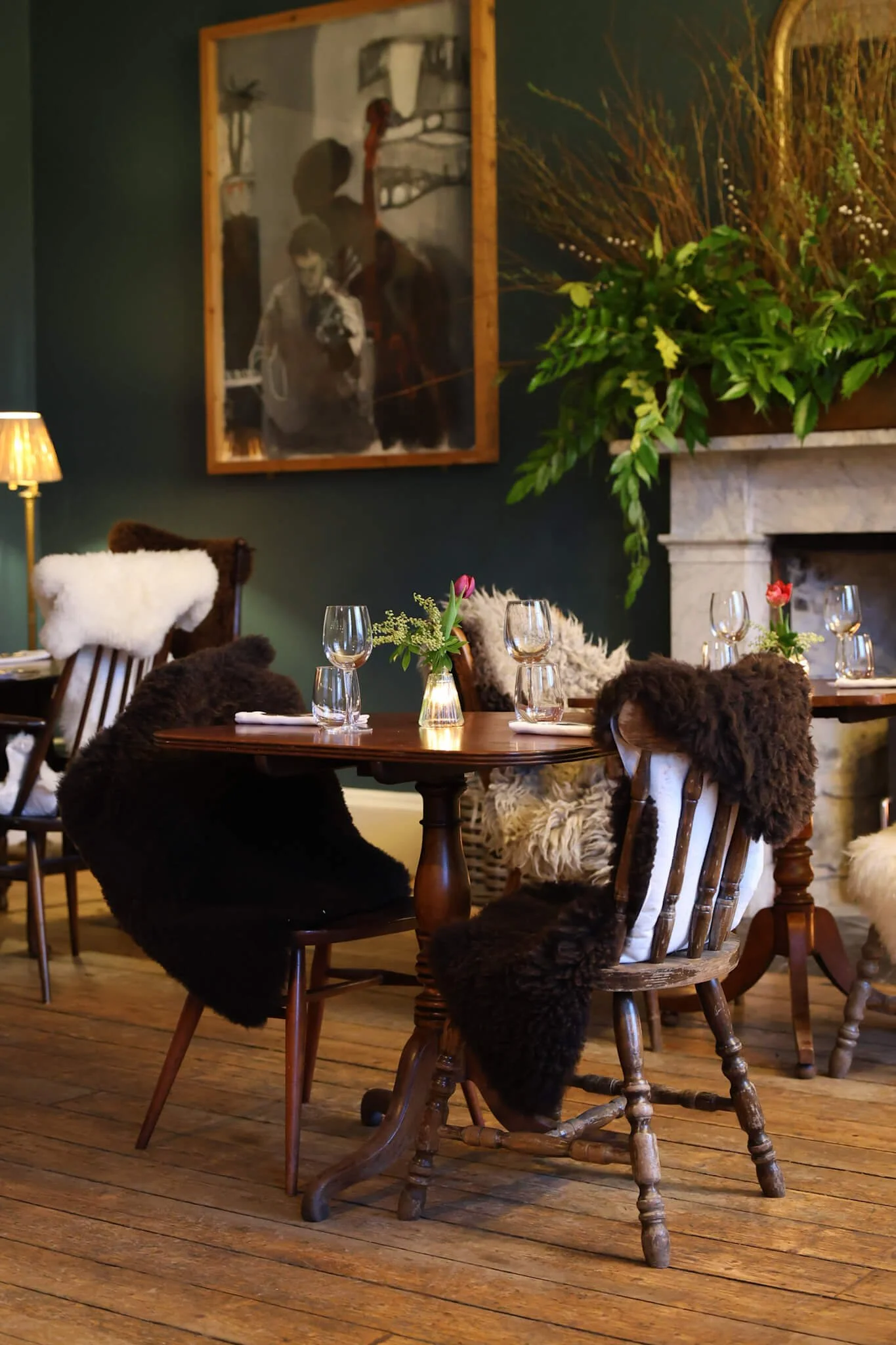 perthshire-dunkeld-taybank-dining-room-evening.jpg