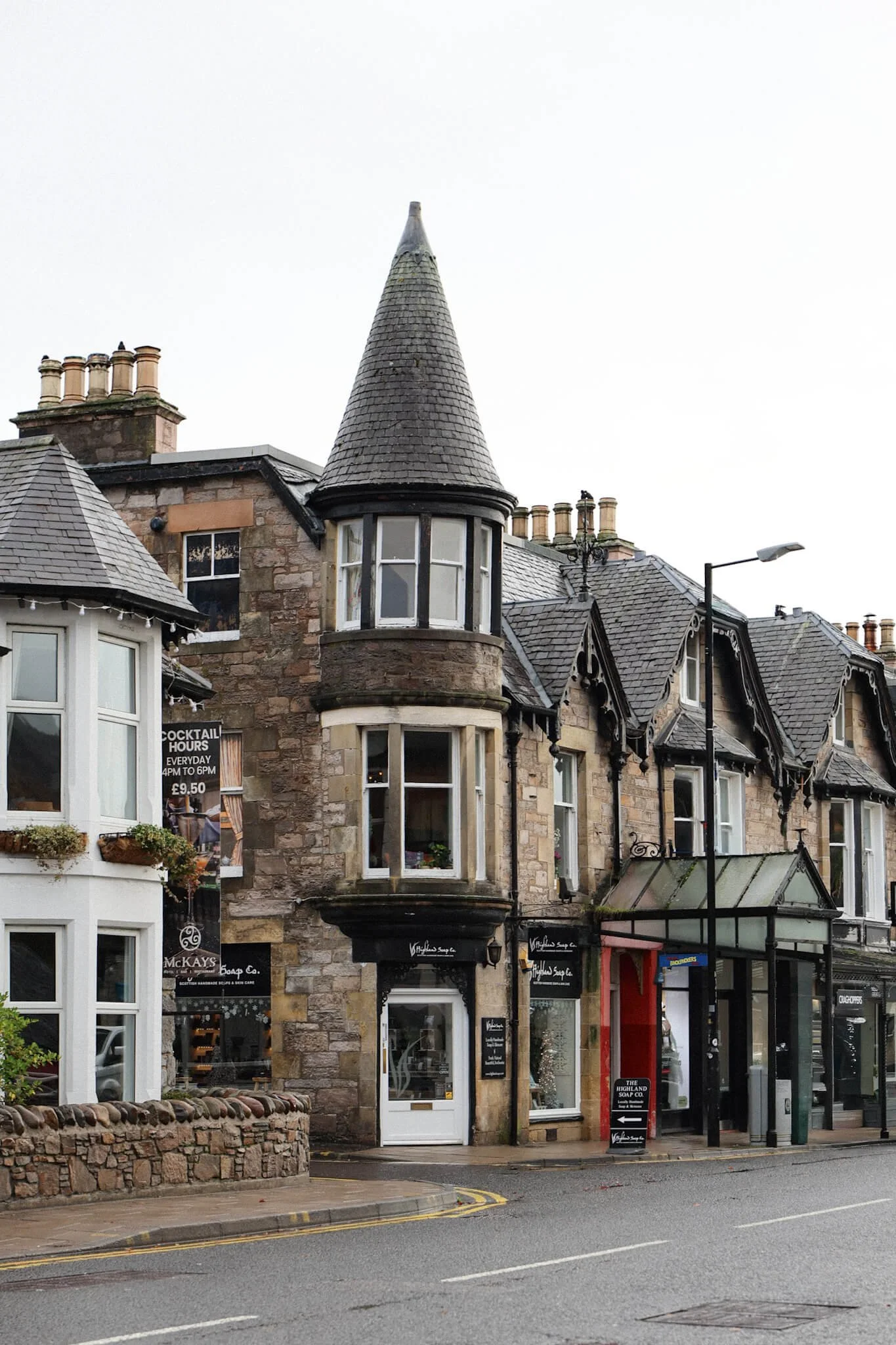 pitlochry-victorian-high-street-architecture-scotland.jpg