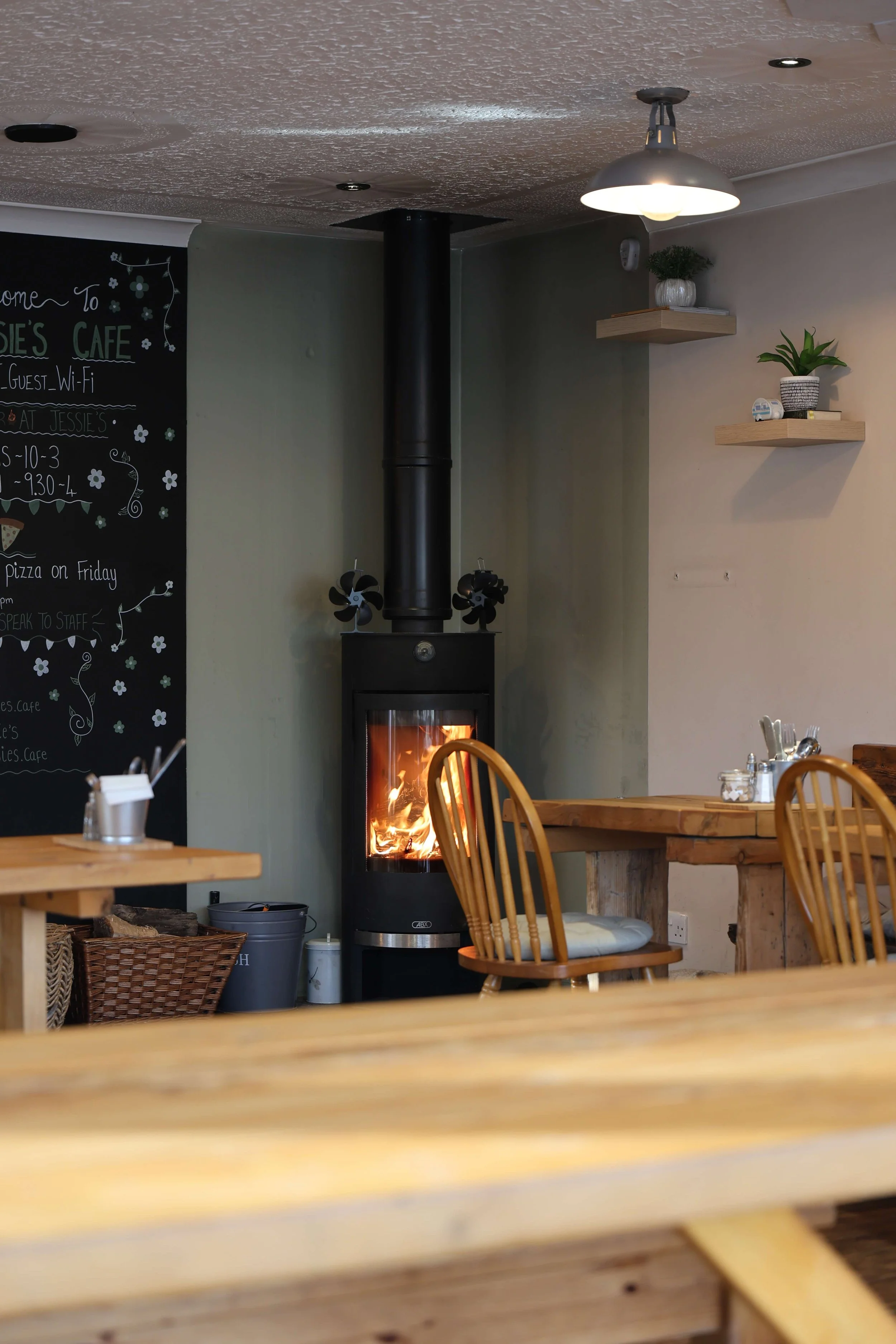 pitlochry-brunch-cafe-jessies-table.jpg