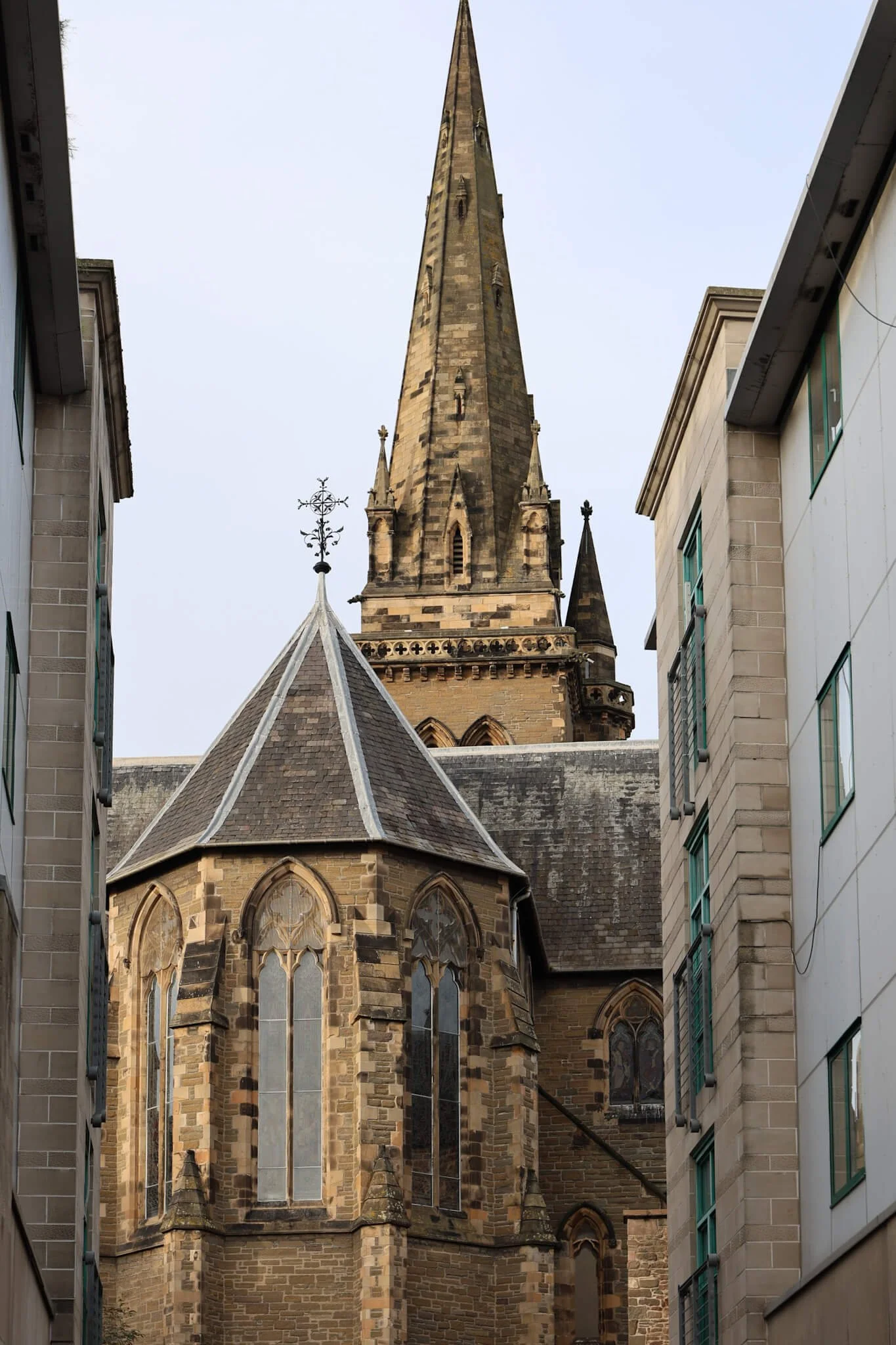 dundee-historic-cathedral-exterior-scotland.jpg