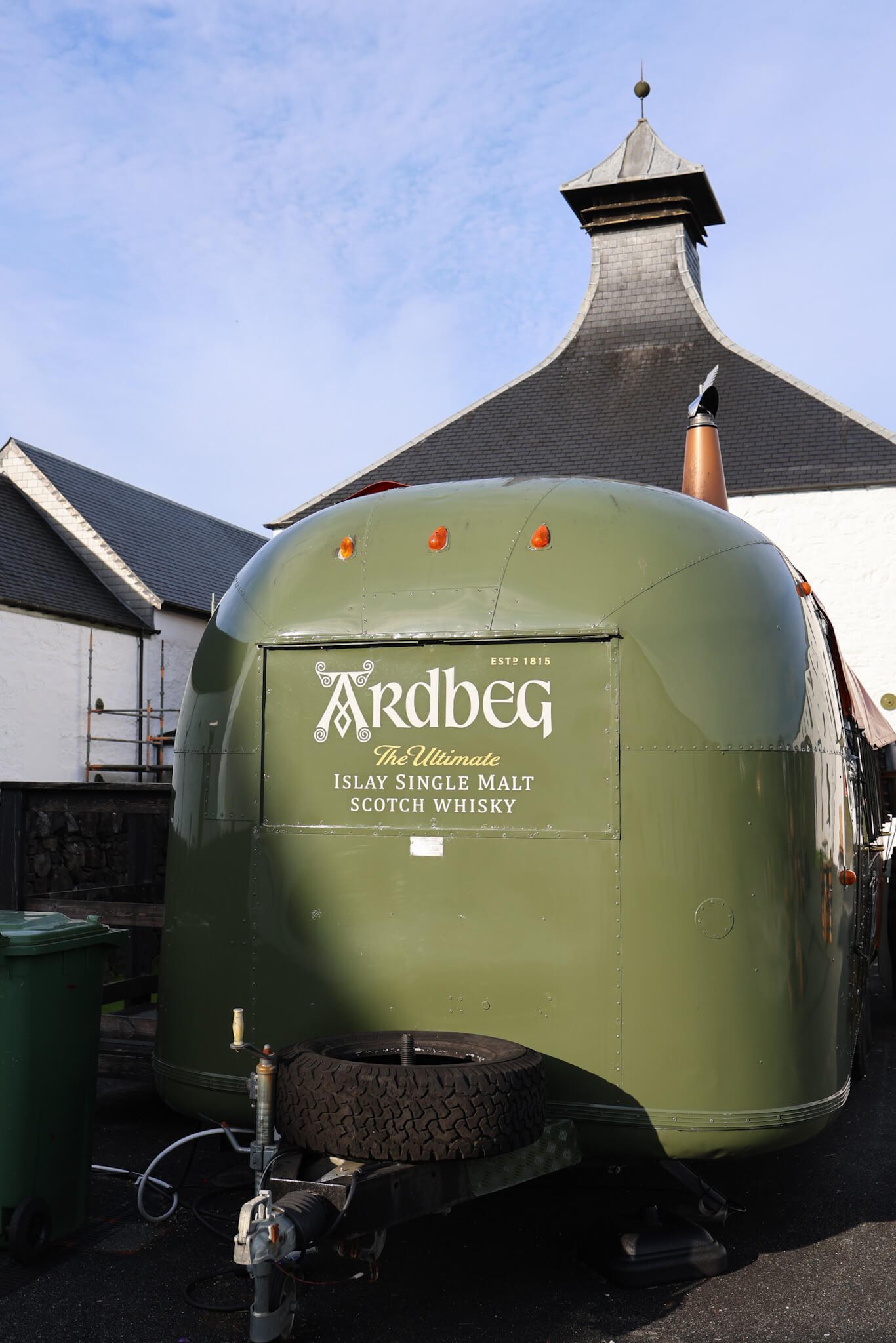 islay-ardbeg-whisky-distillery-garden-scotland.jpg