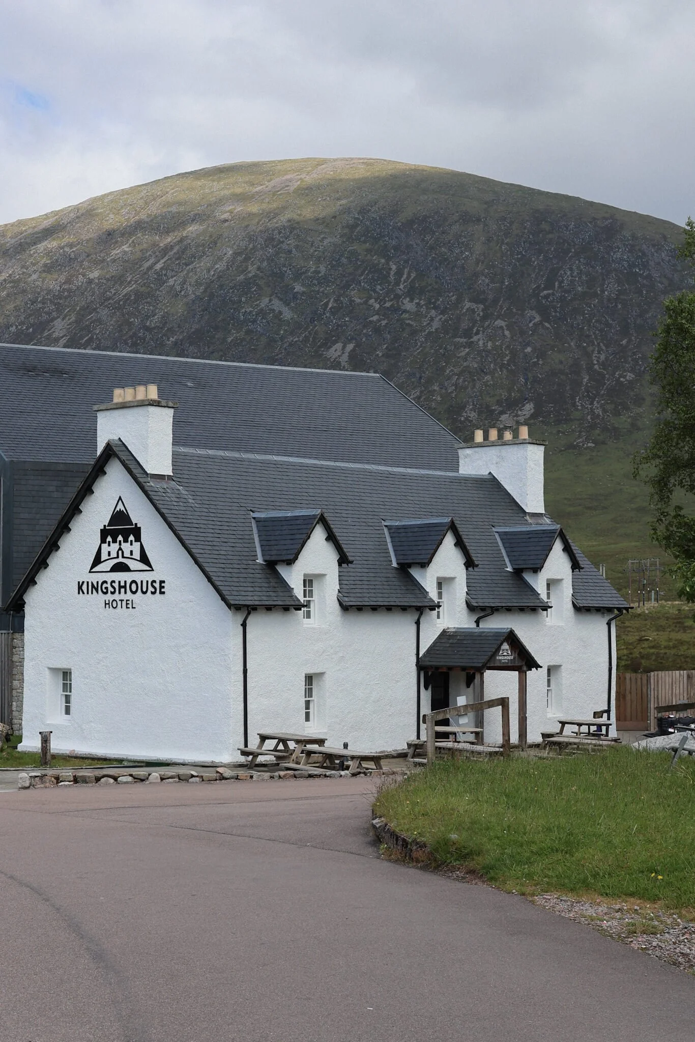 glencoe-restaurants-kingshouse-exterior-scotland.jpg