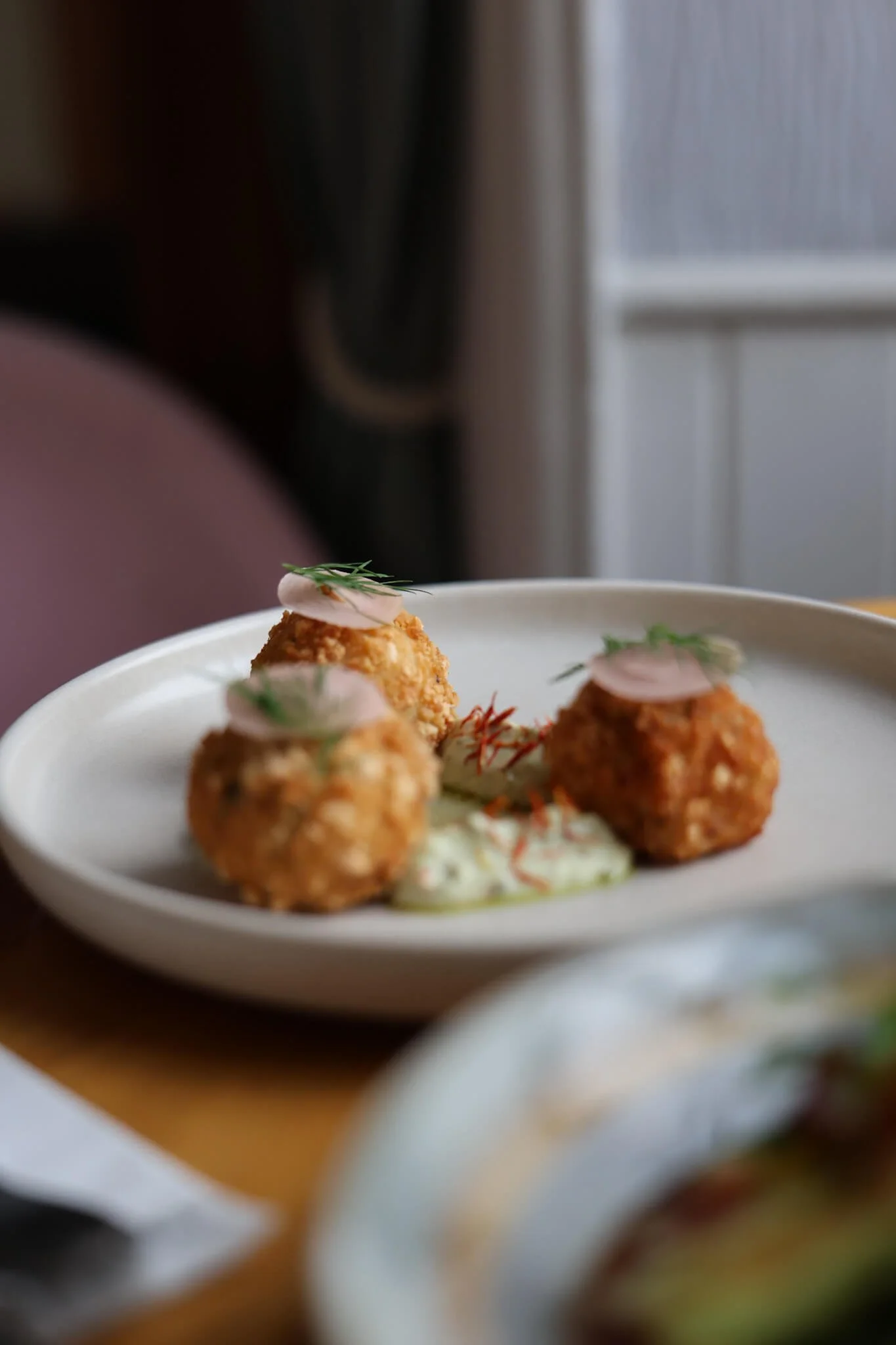 inveraray-restaurants-small-plates-lunch-ocho-scotland.jpg