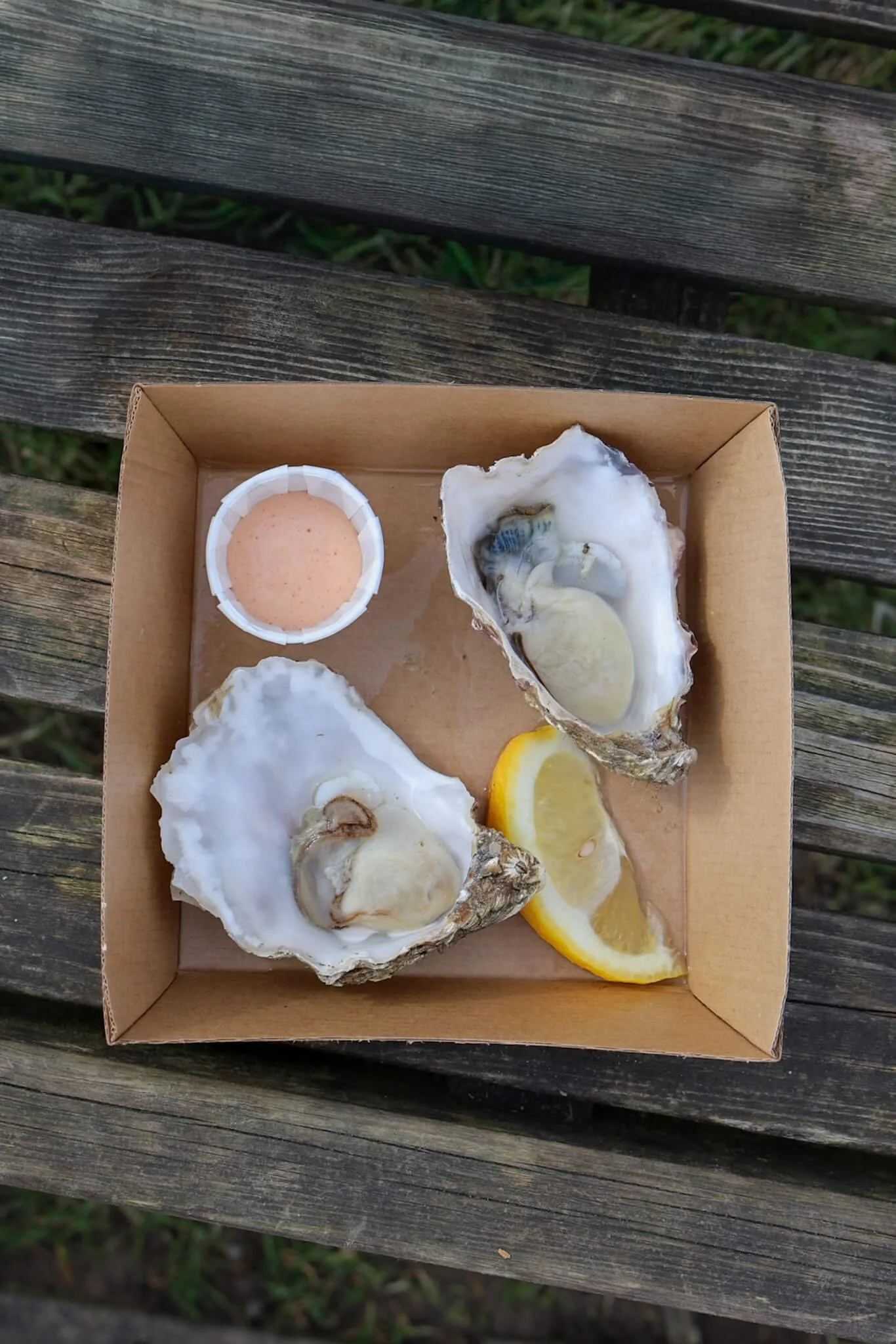 inveraray-restaurant-seafood-shack-loch-fyne-oysters-scotland.jpg