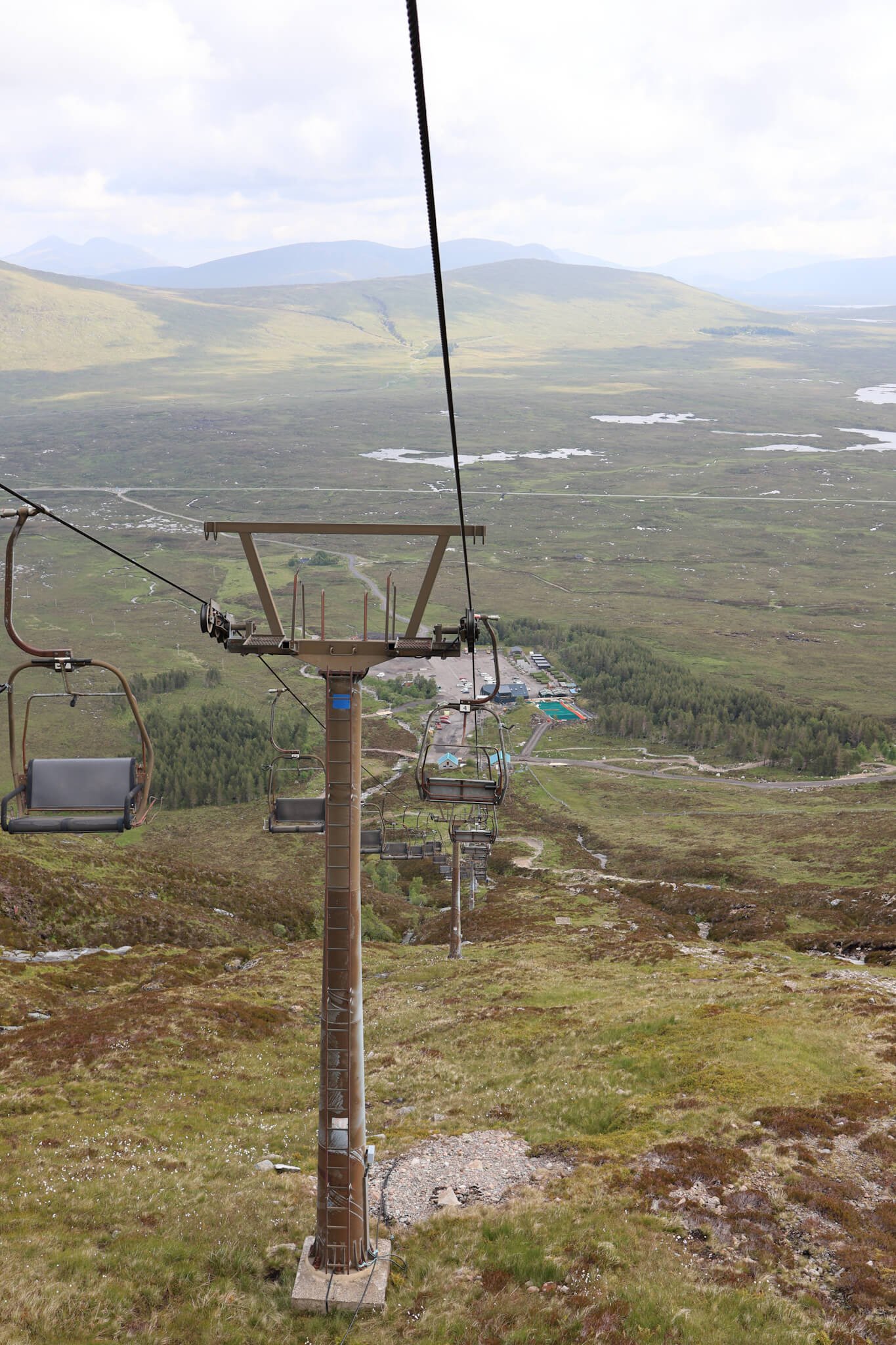 glencoe-mountain-resort-chairlift-landscape-view.jpg