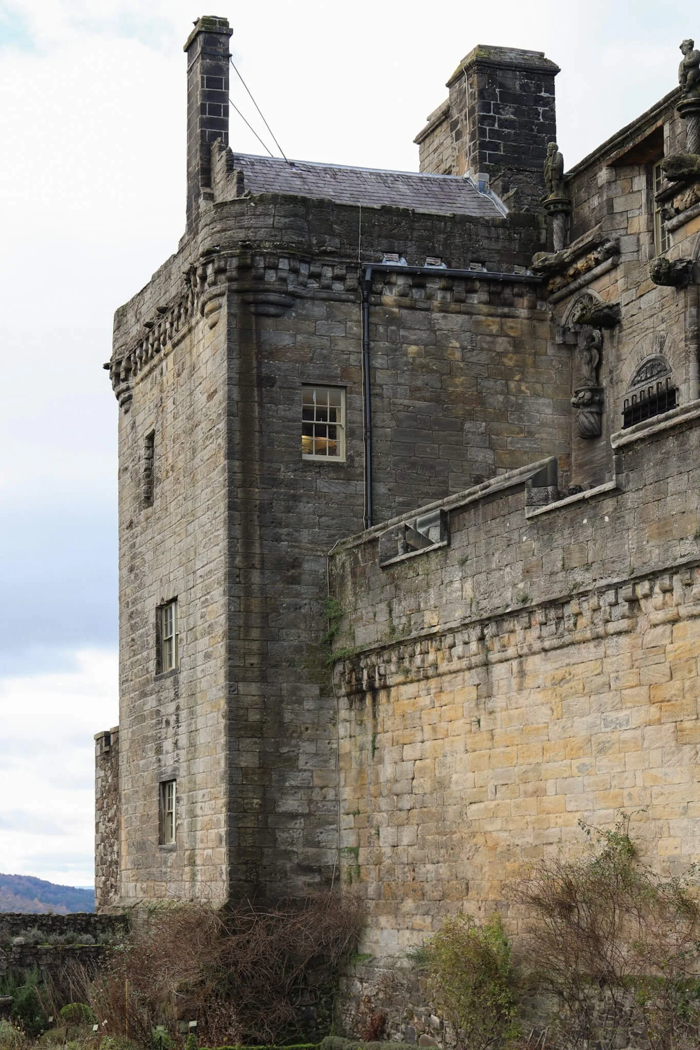 stirling-castle-stone-walls-detail.jpg