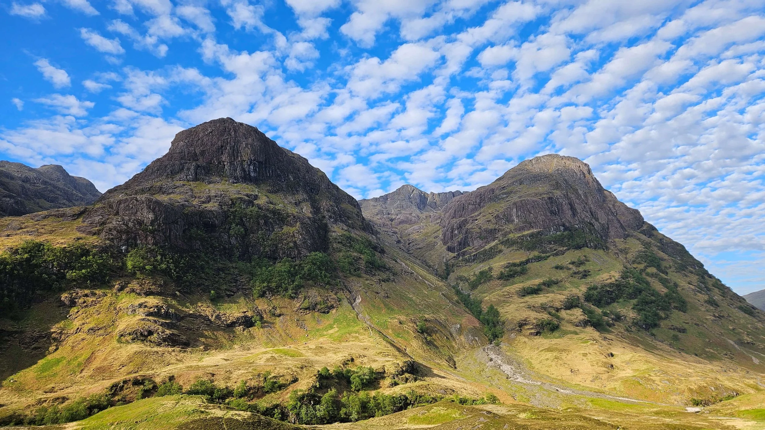Hiking The Three Sisters Of Glencoe Everything You Need To Know 