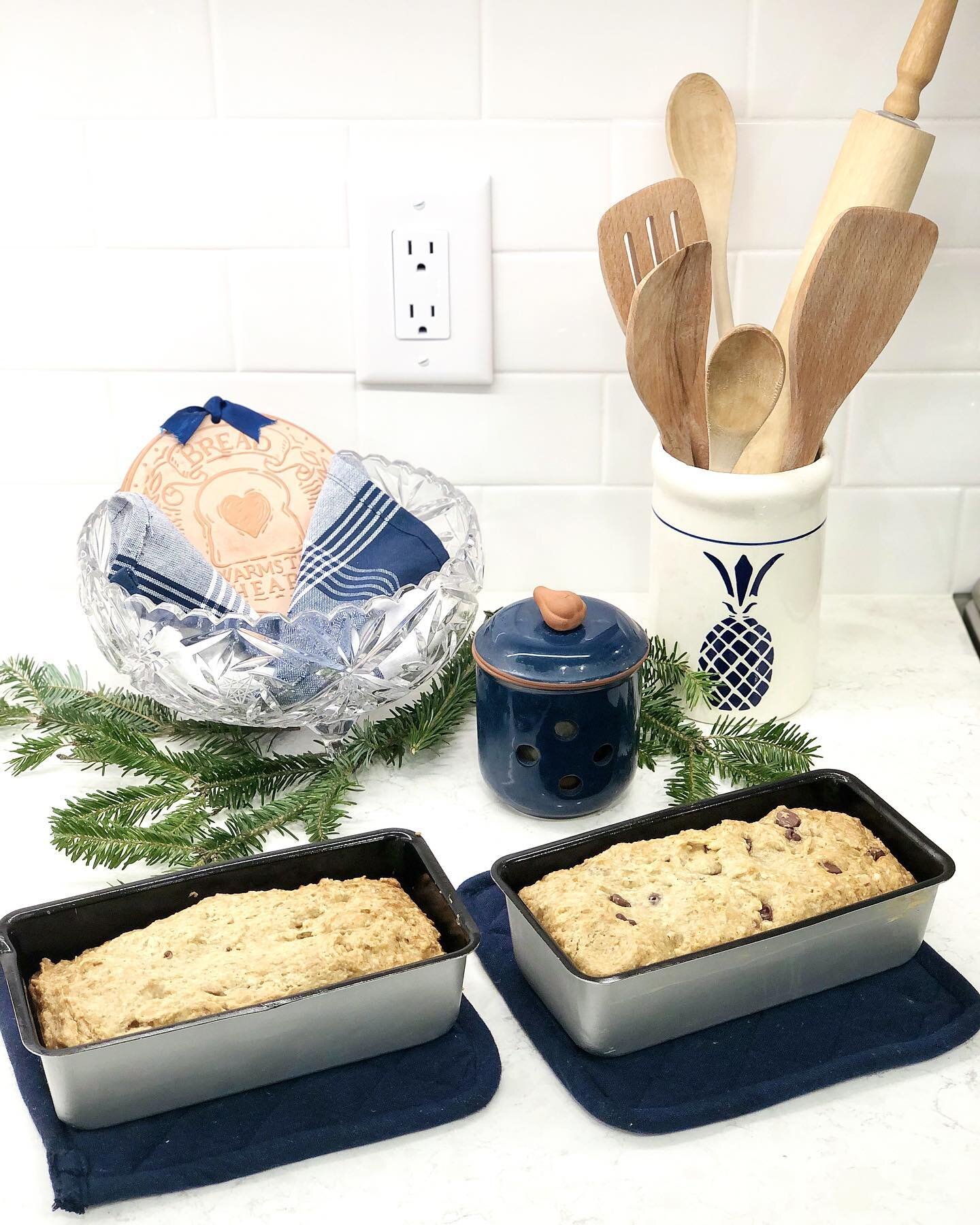 Are any of you eating Gluten Free? This banana bread recipe that I&rsquo;ve had for many years is really great converted to using gluten free flour in the ingredients.

Our kitchen smells so good when this bread is baking.
This Christmas will not be 