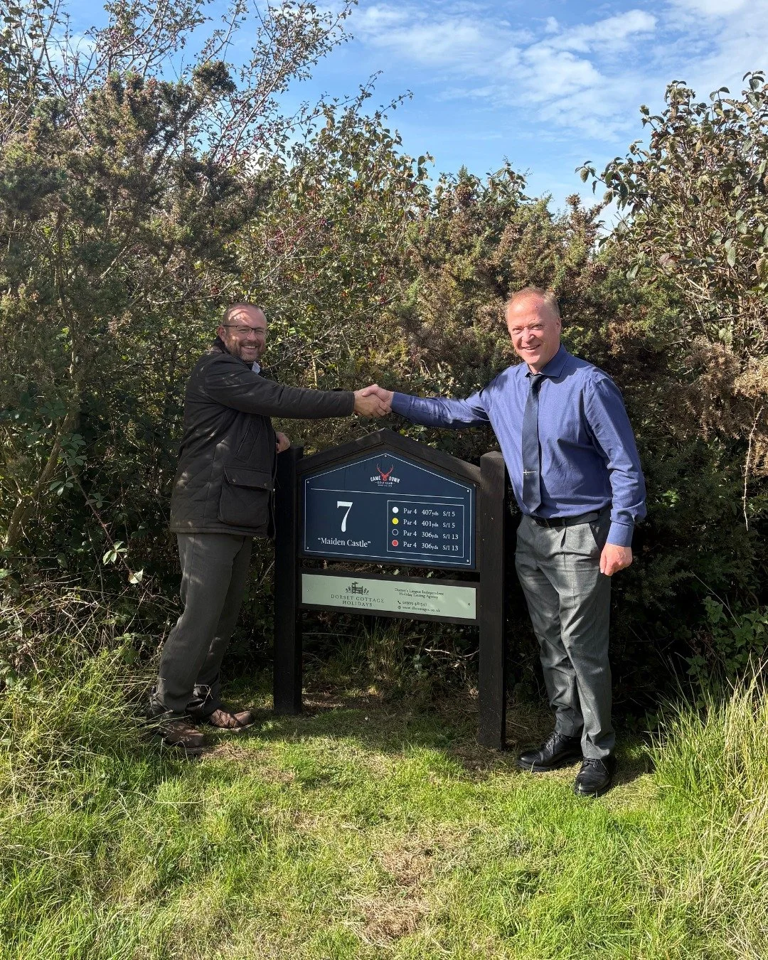 ⛳️ New Hole Sponsorship at Came Down Golf Club ⛳️ We’re delighted to announce that @dorsetcottageholidays are now sponsoring our beautiful 7th hole! 🌿
As the largest independent holiday letting agency in Dorset, Dorset Cottage Holidays offers