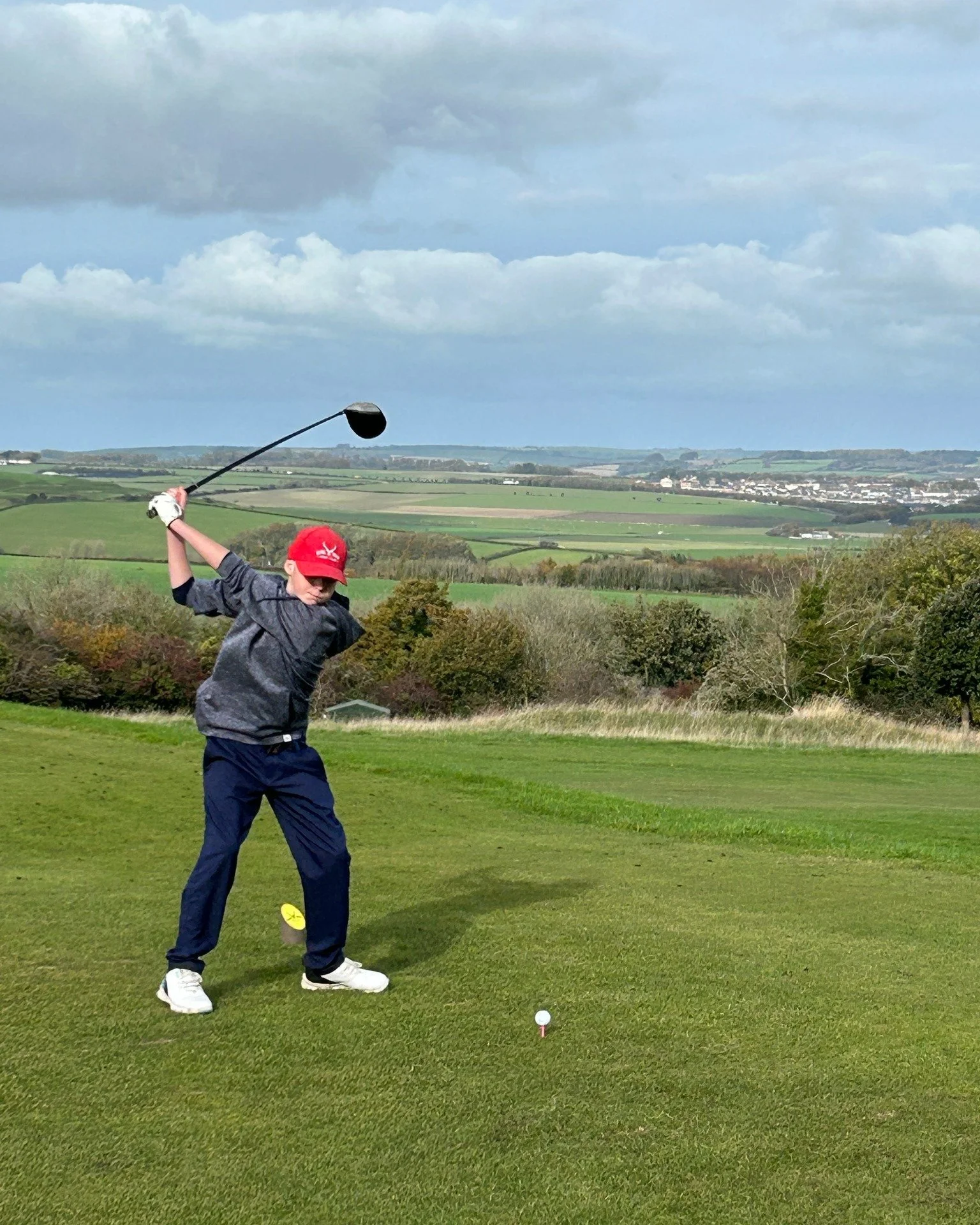 ⛳️ Came Down Junior Championship ⛳️ Following a rain enforced cancellation in September, we managed to get our Junior Championship played during the half term holiday. 9 boys and girls took part in the stableford competition in dry, but windy and tes