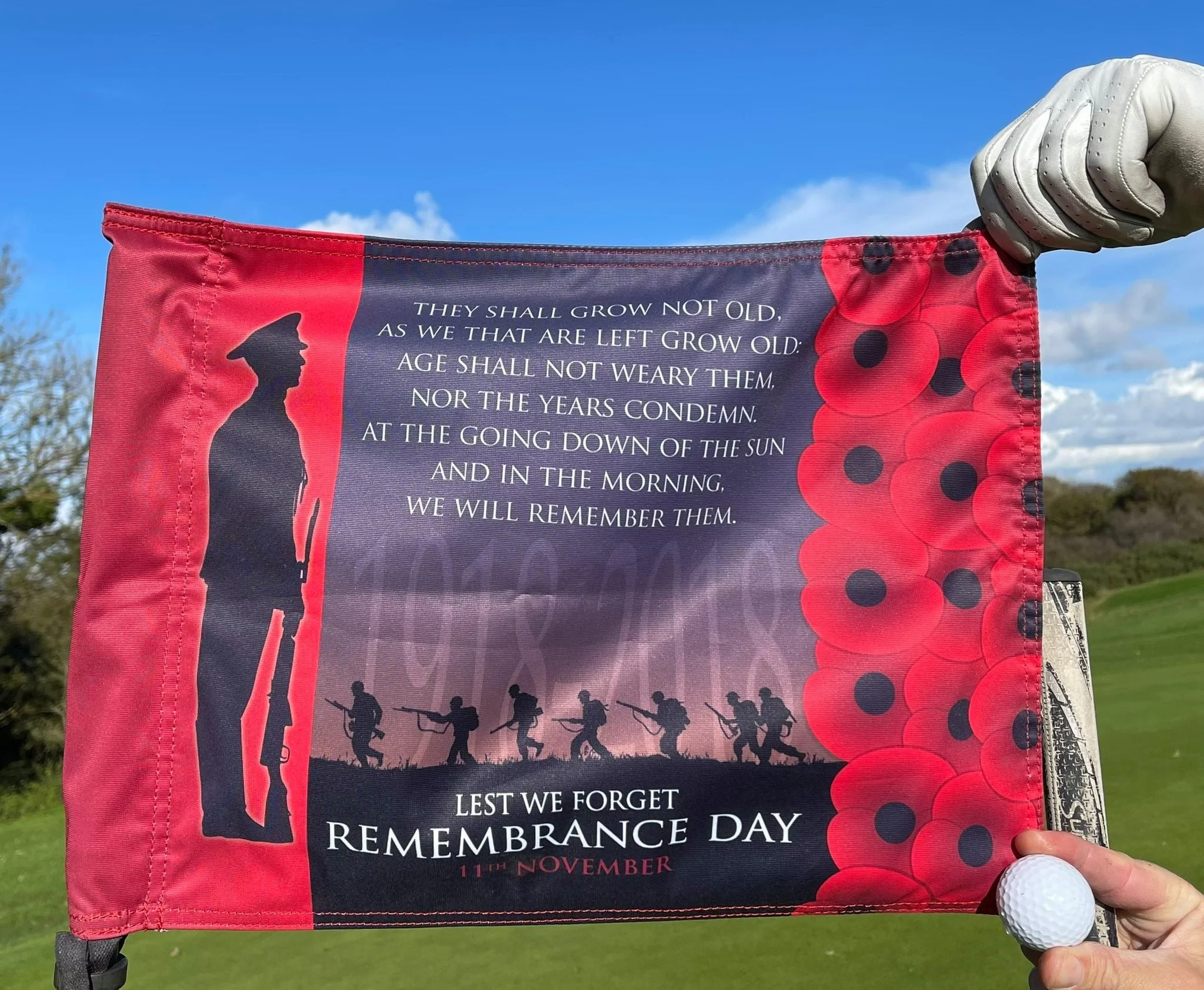 🌺 Lest We Forget 🌺 At 11am today, on the eleventh day of the eleventh month, we&rsquo;ll pause at Came Down Golf Club to honour and remember all those who gave so much.

We will remember them 🌺

#LestWeForget #RemembranceDay #WeWillRemember #CameD