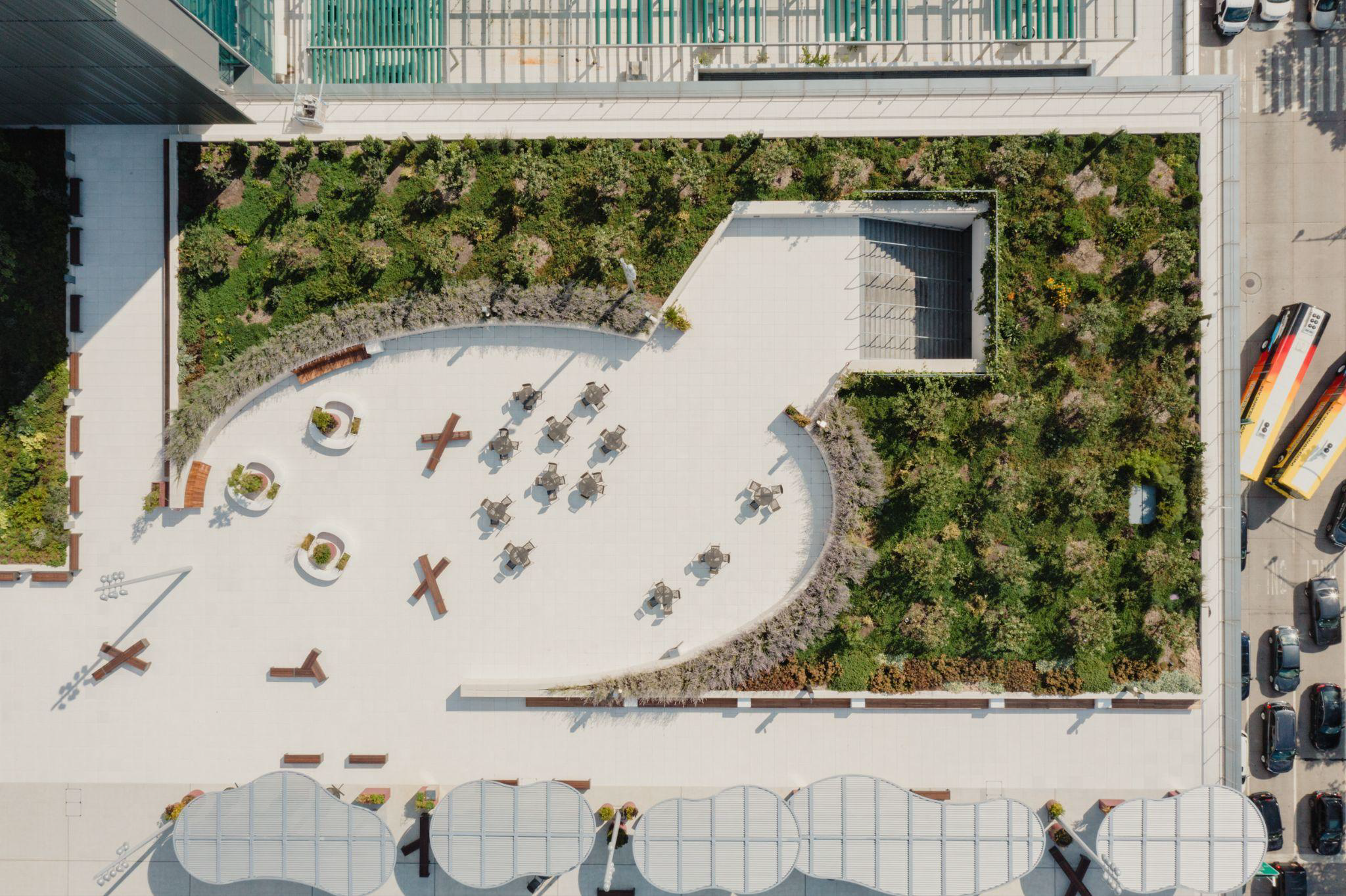 Award Winning and Innovative Rooftop Farming in the Heart of Manhattan - The Javits Center