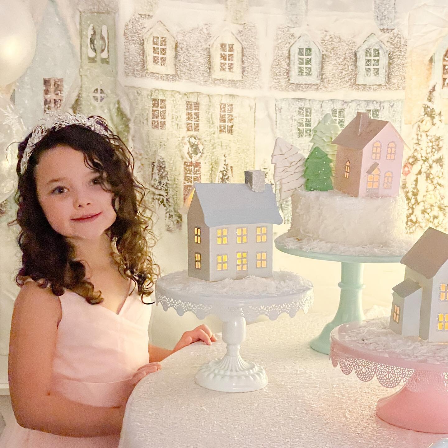 What a beautiful day to celebrate my sweet Gracie's 7th birthday! She was so happy and that made my heart just melt!  #winterwonderland #birthday #childbirthday #partyplanning #party #momlife #winterwonderlandparty #girlbirthdayparty #birthdaypartyth