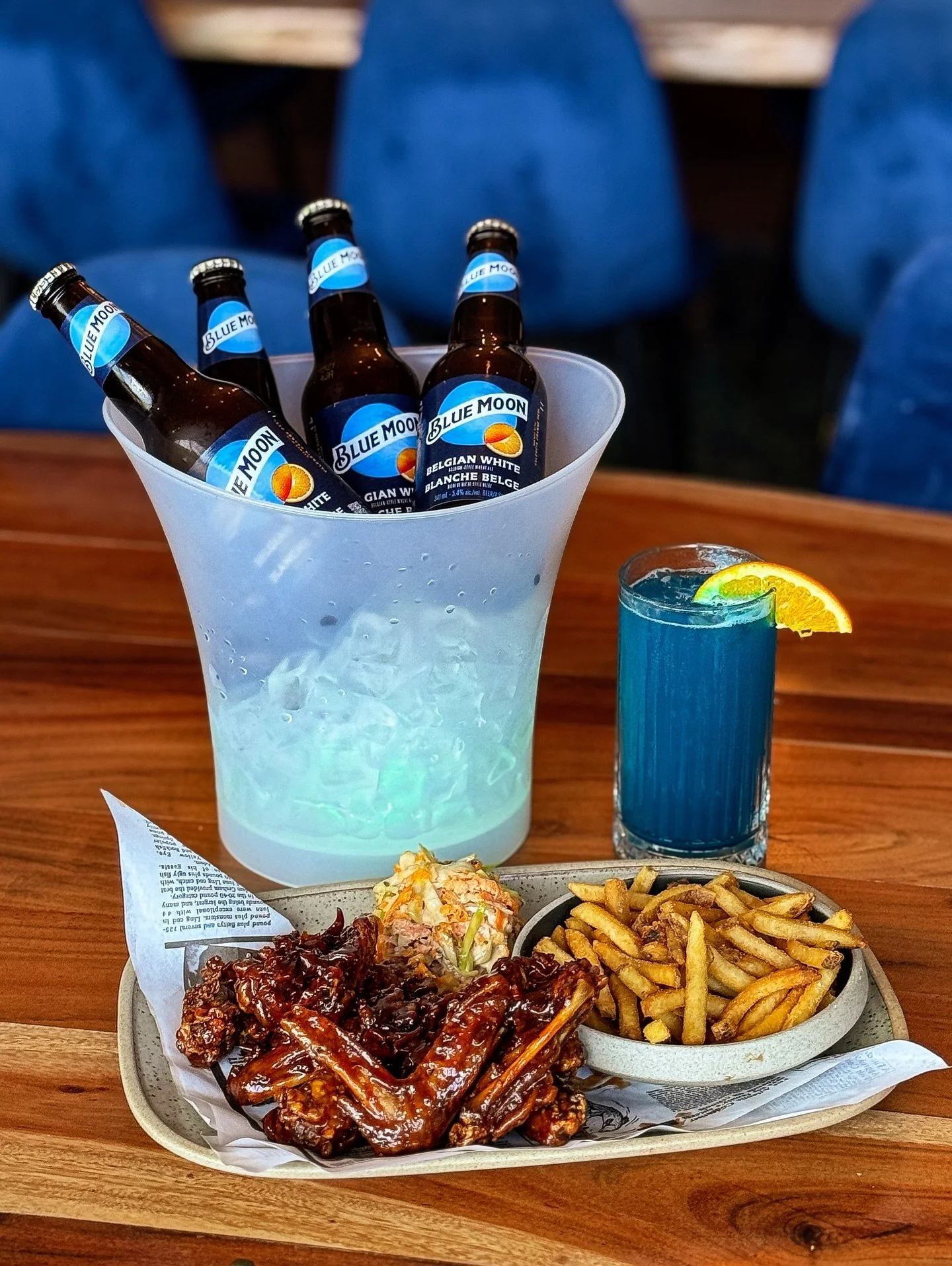 GO JAYS GO ⚾️💙
We’re here for every pitch, every swing, every cheer. Catch the games in The Vu Lounge or at the bar and dig into our Game Day specials! 
🍗WINGS & BEER COMBO $22
🍔BURGER & BEER COMBO $25
🍹THE BLUE JAY COCKTAIL $12
d