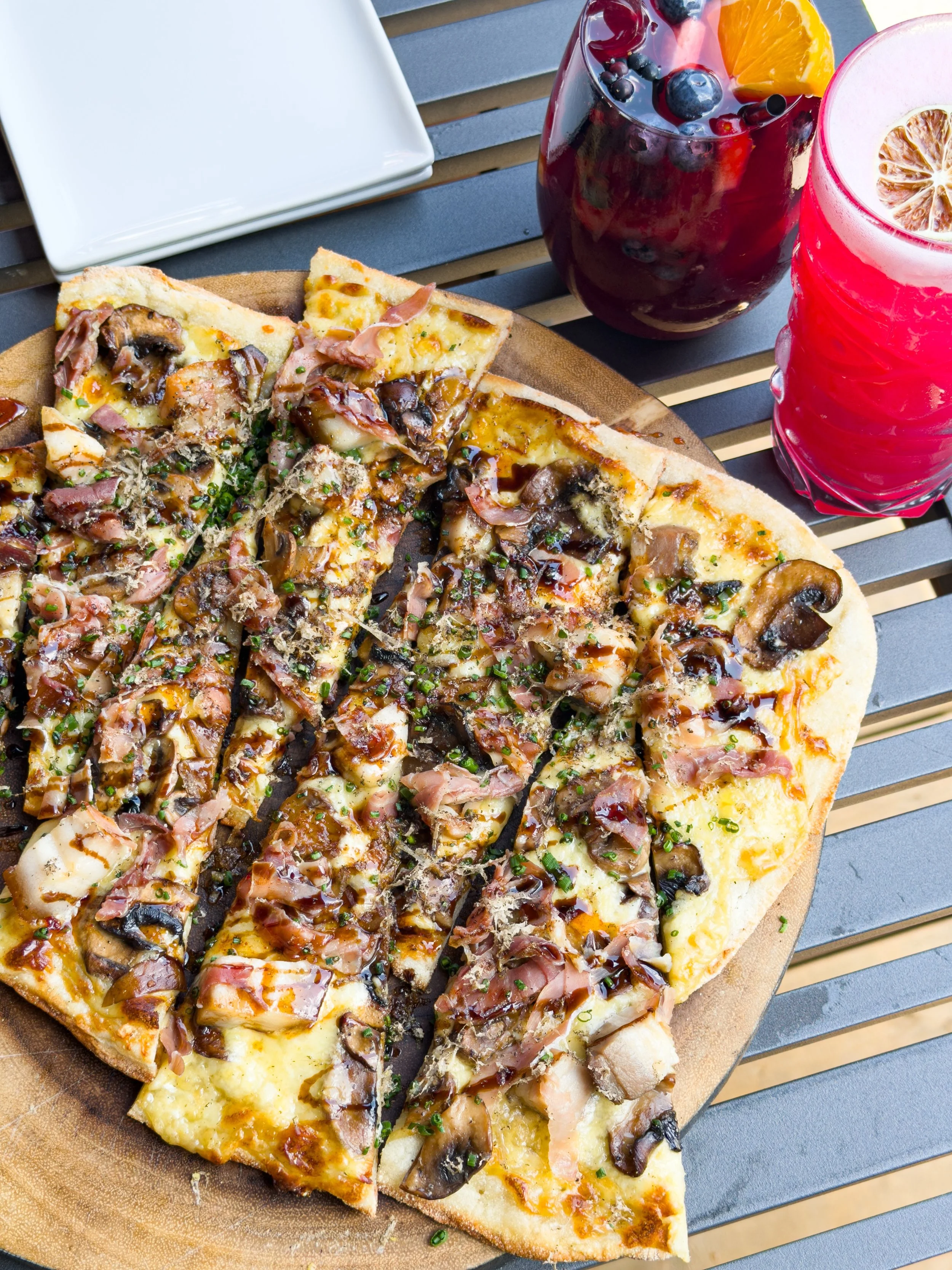 A few more days of wine by the water, a pinsa for the table and soaking up every last bit of summer. Then, we bring back the fire tables 🔥

AUG 31-SEPT 3 | 4:30pm-9pm 
SEPT 4-7 | 11:30am-9pm 

Fall patio open SEPT 10