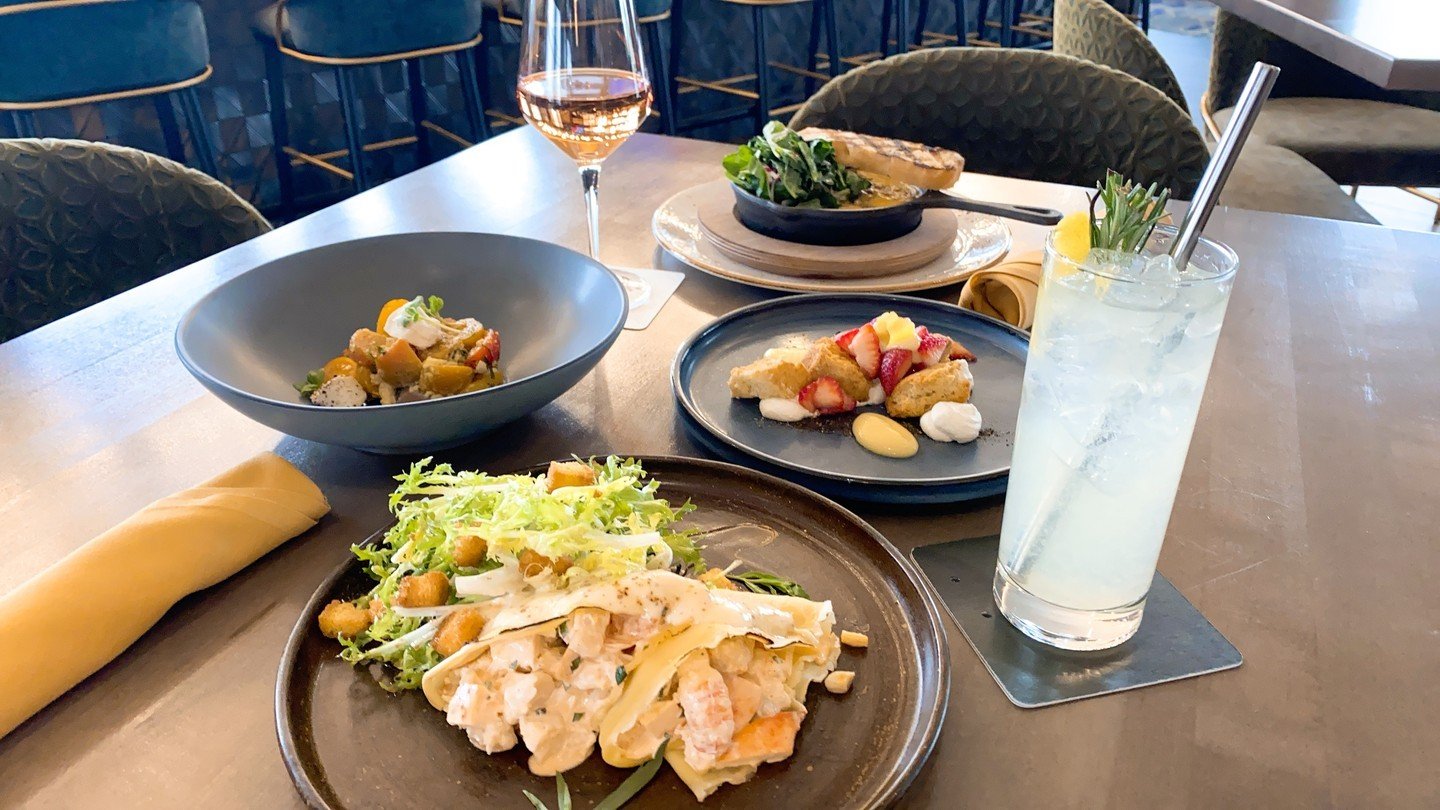In need of last minute Mother&rsquo;s Day plans?

Oaken Bistro has you covered! Whether you select off our normal menu or indulge in a special, mom&rsquo;s tastebuds will not be disappointed. Link in bio to book!