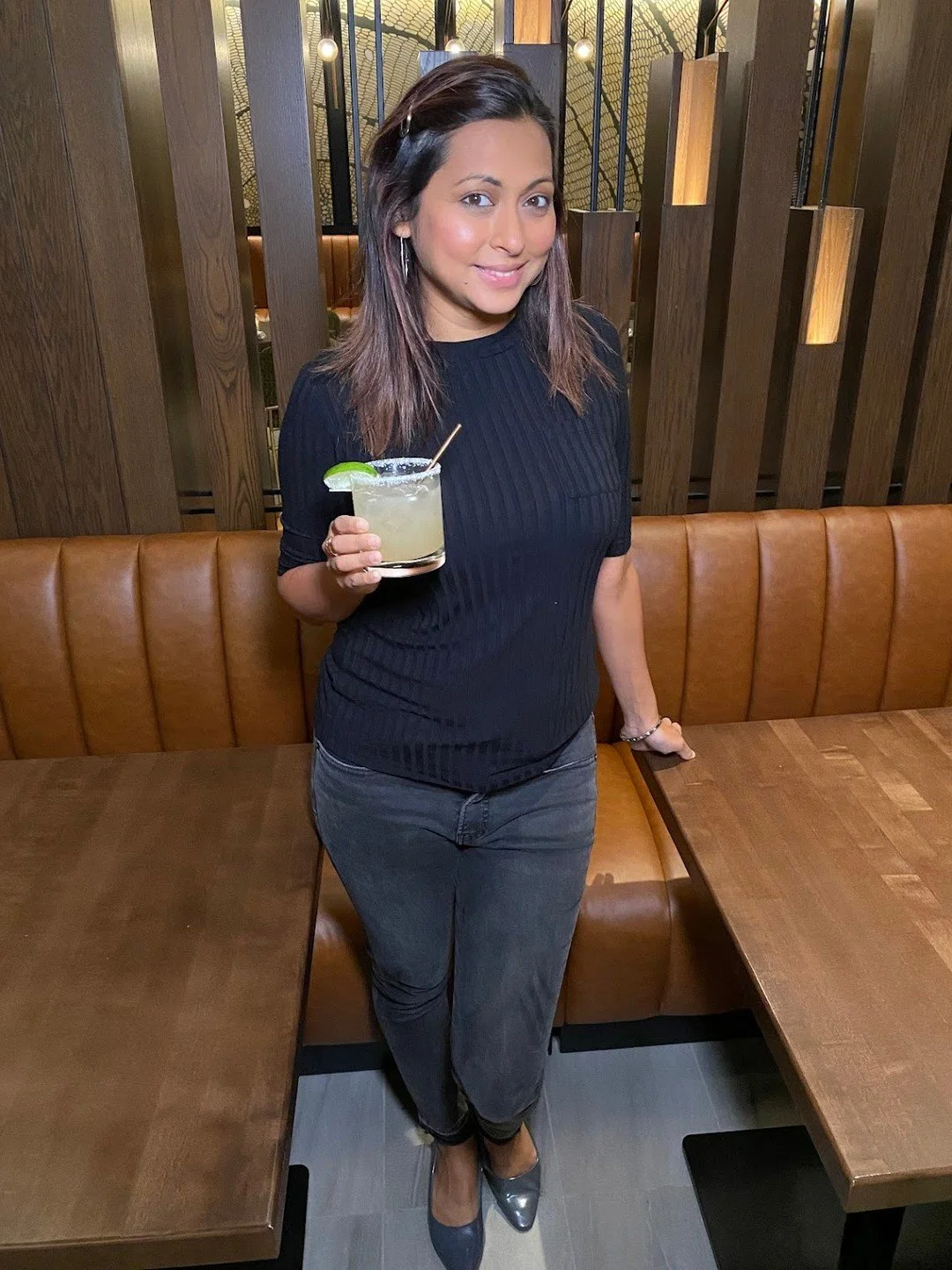 Because the only thing that should be shaken on a Monday is your cocktail.

📸: Pooja Niak (Google Review)