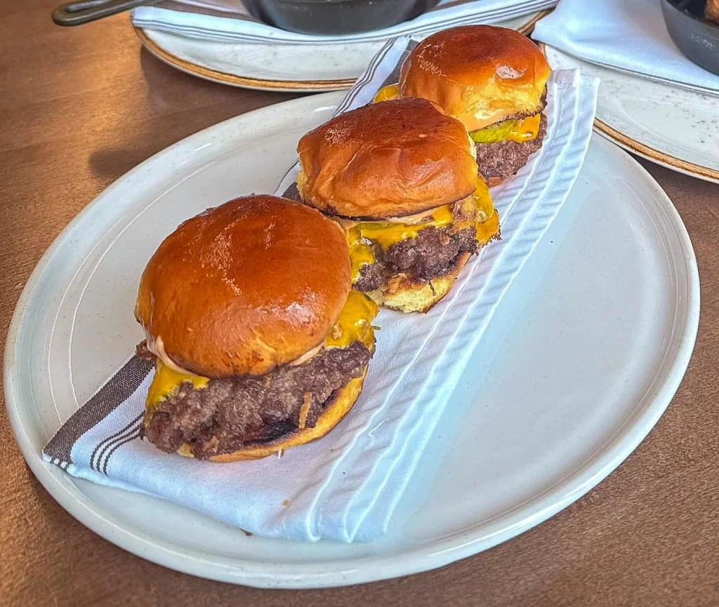 Small sliders. Big personality.

Happy Hour just found its favorite order.