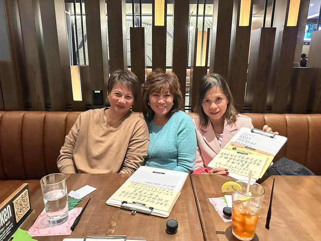 Come for the cocktails&hellip; leave with a new skill. ✍️ �

�Join us April 23rd at 6:30PM for a beginner-friendly workshop where you&rsquo;ll learn modern lettering with a dip pen + ink - no experience needed. ��Reserve your spot - link in bio!