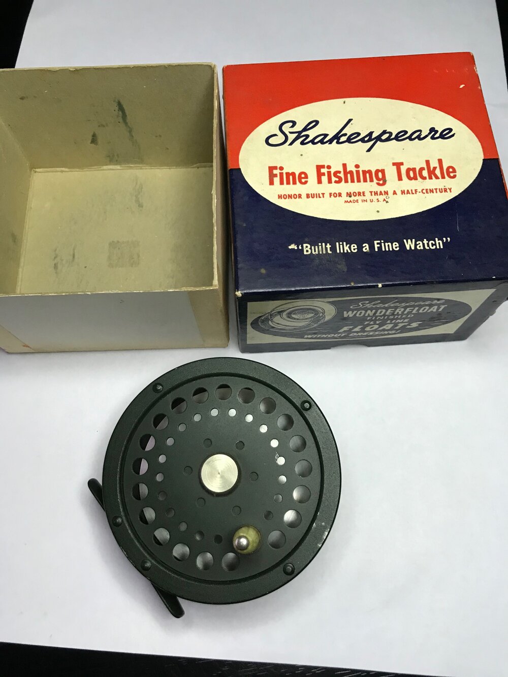 Shakespeare #1895 Russel Intrinsic Fly Reel with box — Vintage Anglers