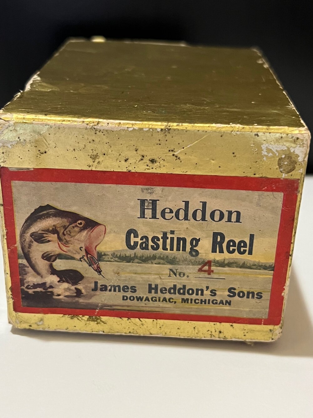 Heddon (Shakespeare Made) CHIEF DO-WA-GIAC No. #4 Level Wind Jeweled with  Original Box Circa- 1935 — VINTAGE FISHING REELS