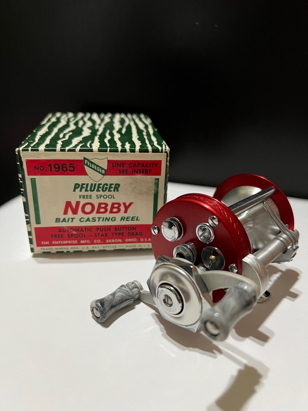 Pflueger NOBBY No. 1965 Free Spool Red Satin Finish with Original Box &  Manual Circa-1963 — VINTAGE FISHING REELS