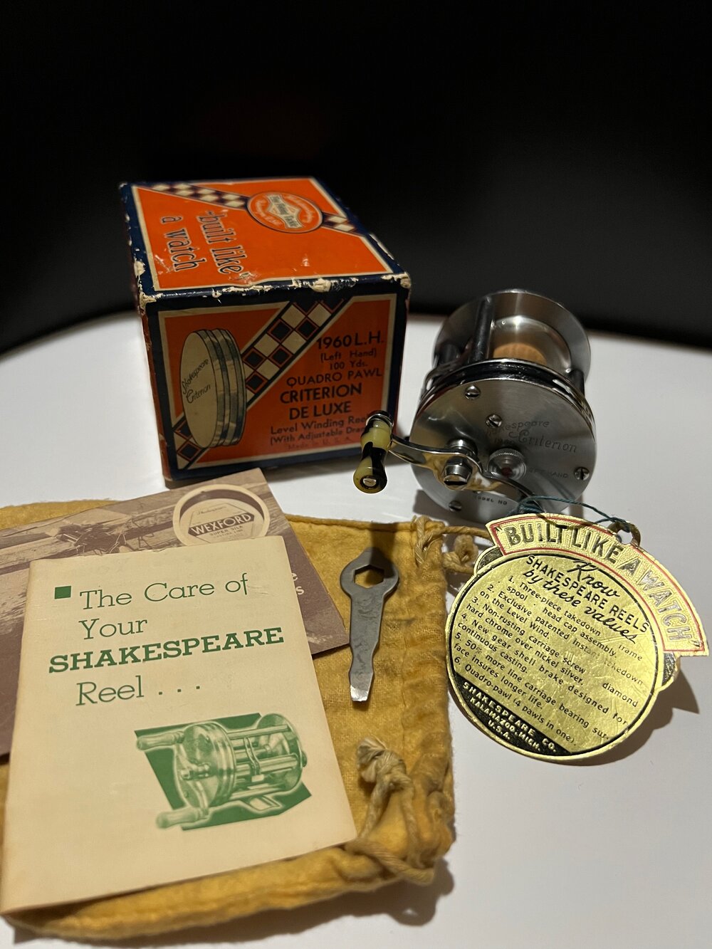Shakespeare LEFT HANDED Criterion De Luxe 1960LH HD Level Wind Jeweled with  original Banner Box, Hangtag, Bag, & Wrench Circa- 1937 — VINTAGE FISHING  REELS