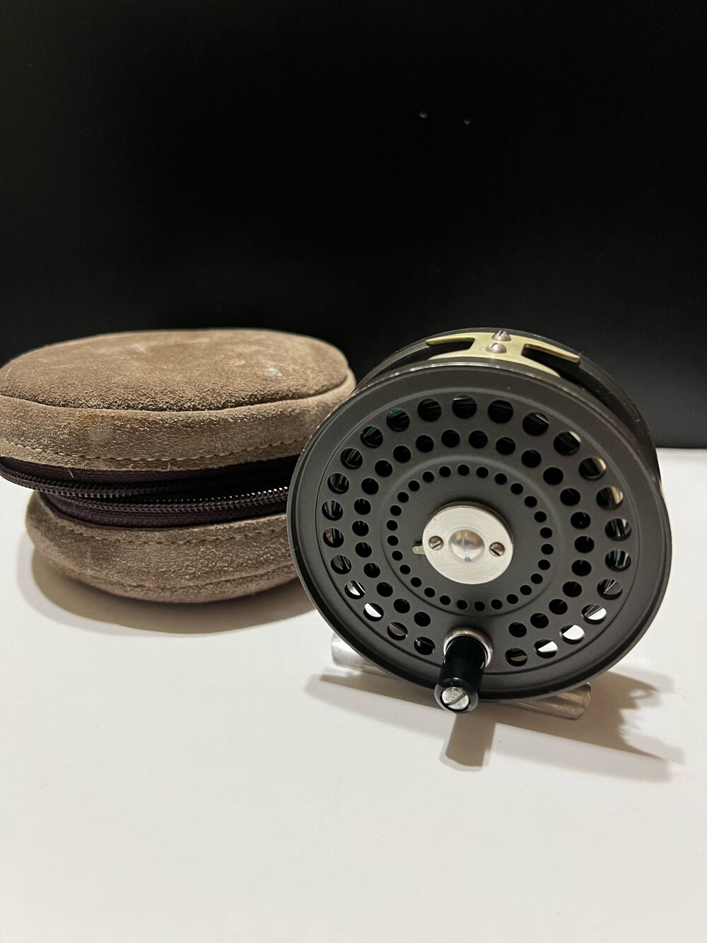 Orvis CFO III Fly Reel & Extra Spool with Case Made In England by Hardy —  VINTAGE FISHING REELS