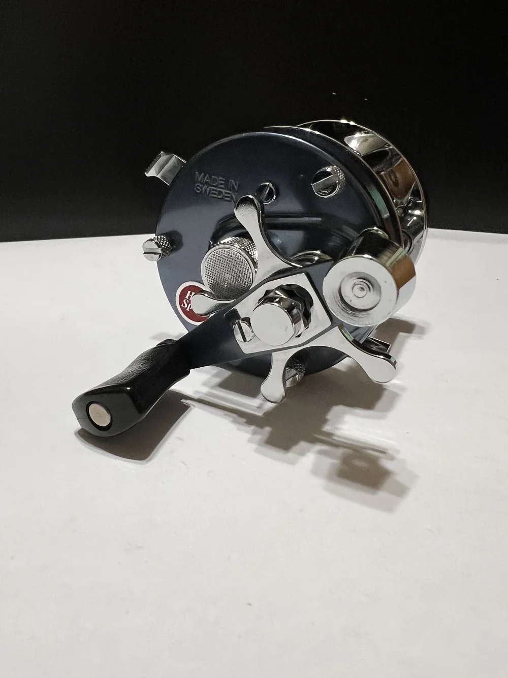 Ambassadeur 5500C Gun Metal Blue Circa-1978 — VINTAGE FISHING REELS