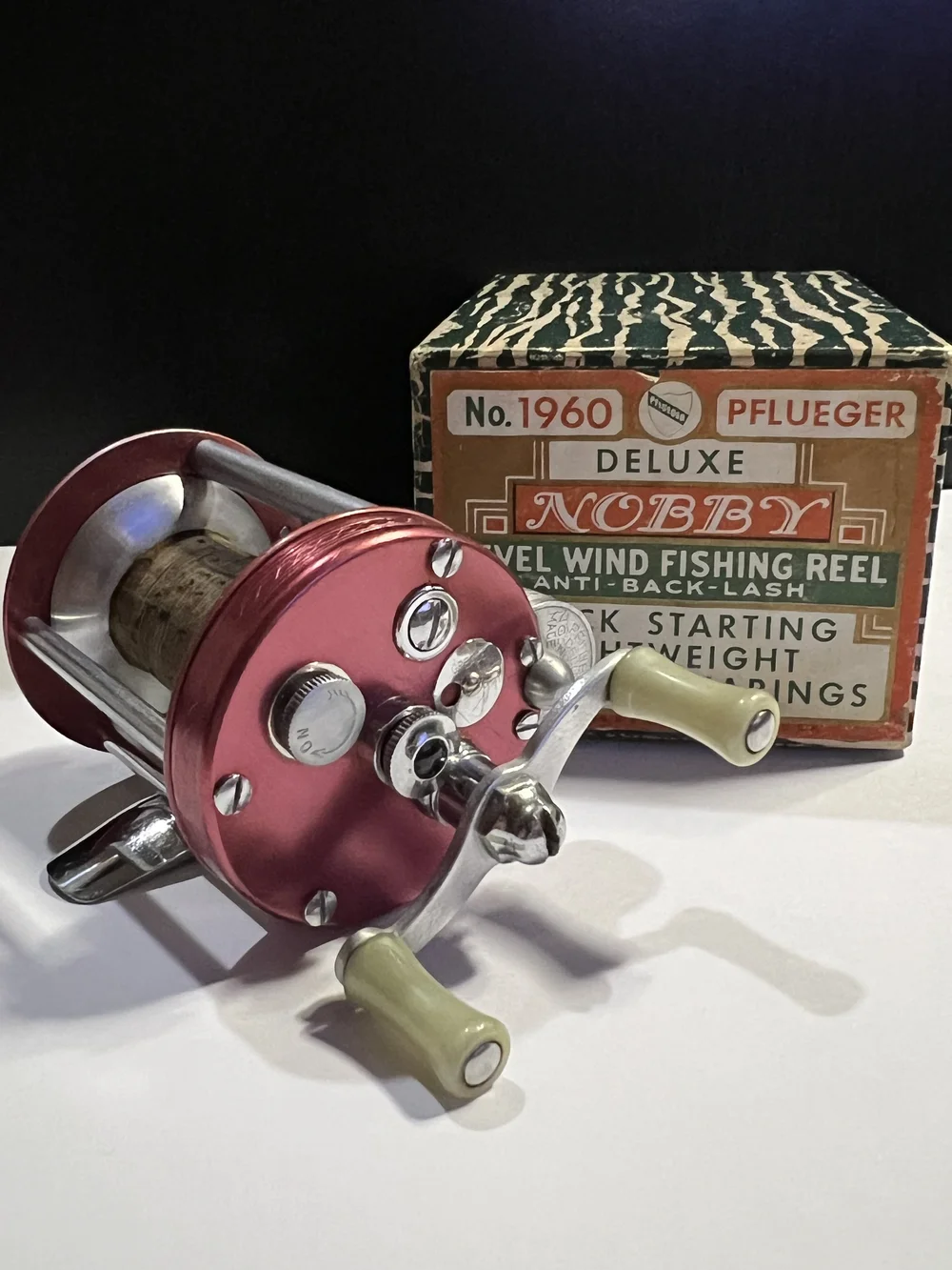 ダイレクトリール PFLUEGER NOBBY 1963C Pflueger NOBBY Deluxe No. 1960 Red Satin Finish Level Wind