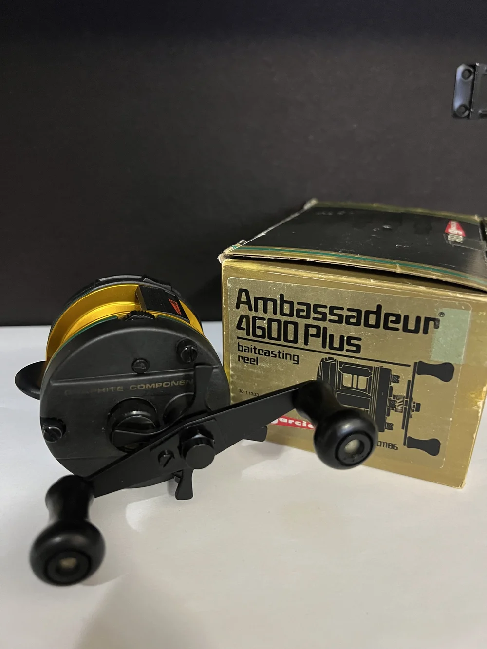 Ambassadeur 4600 PLUS Level Wind with Original Box Sweden