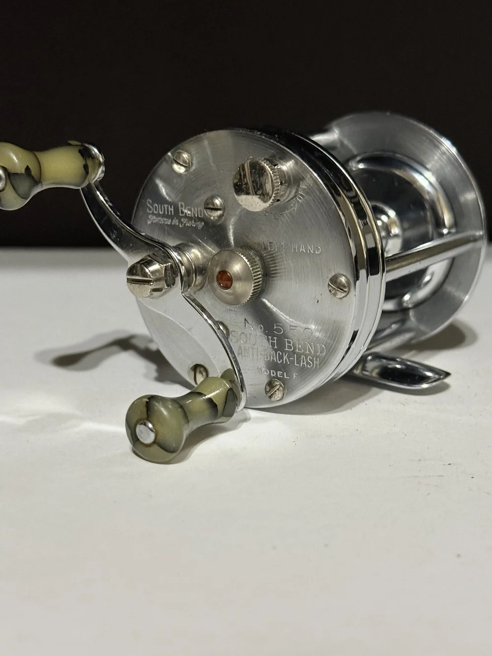 Moulinet de pêche vintage South Bend Level Winding n°550 modèle D