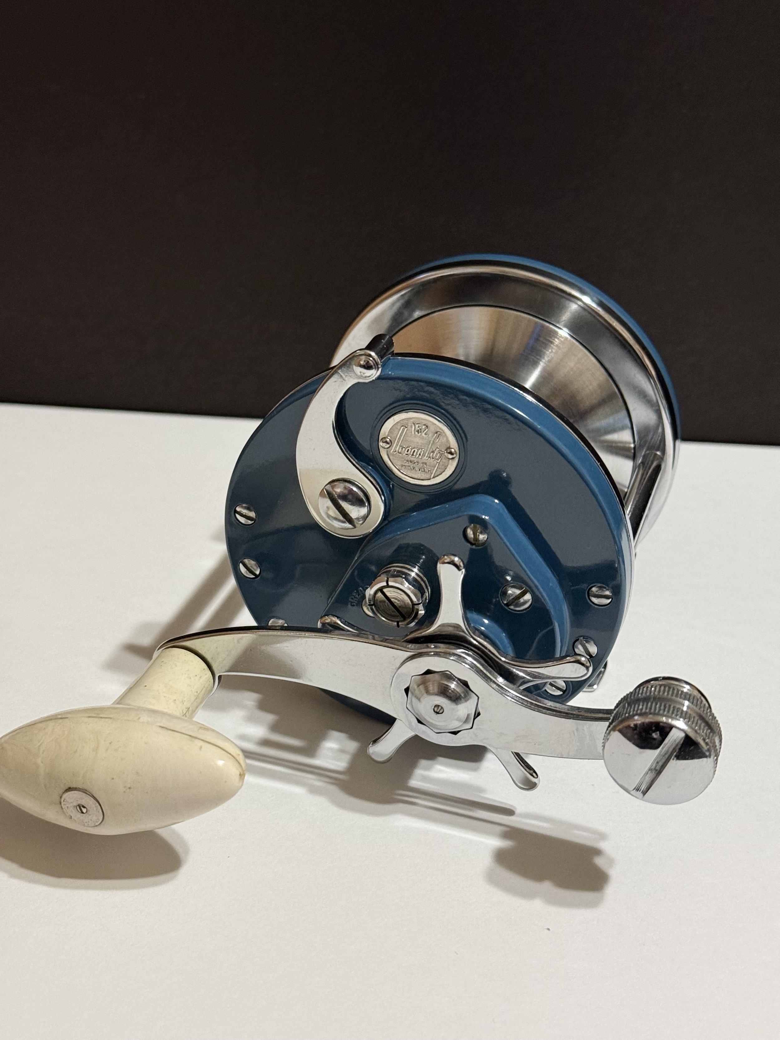 Ocean City Model No. 162 Melmac Blue, Free Spool, Star Drag, Trolling Reel 175 Yard Circa-1956