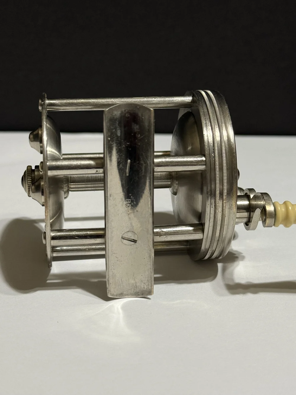 Pflueger 4 Brothers "REGAL" No. 224 Silverine Finish Jeweled 80 Yard Circa -1923 VINTAGE FISHING REELS Pflueger 4 Brothers "REGAL" No. 224 Silverine Finish Jeweled 80 Yard Circa -1923 VINTAGE FISHING REELS