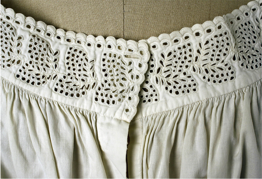 Broderie Anglaise Tutorial — Crafting Communities