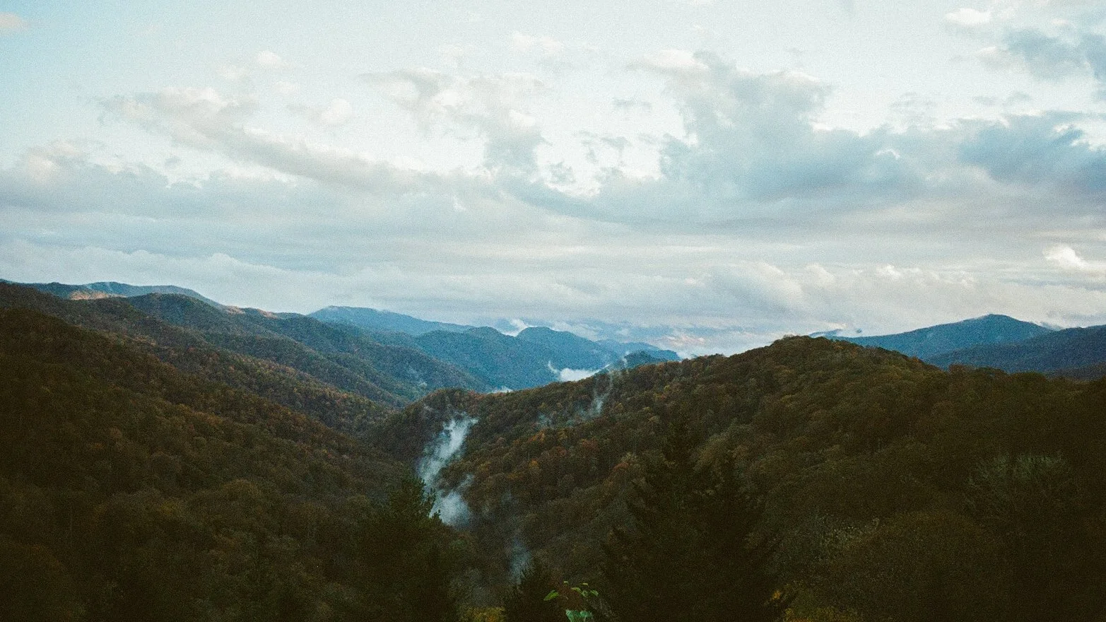 Fall Smoky-000198350036.jpg