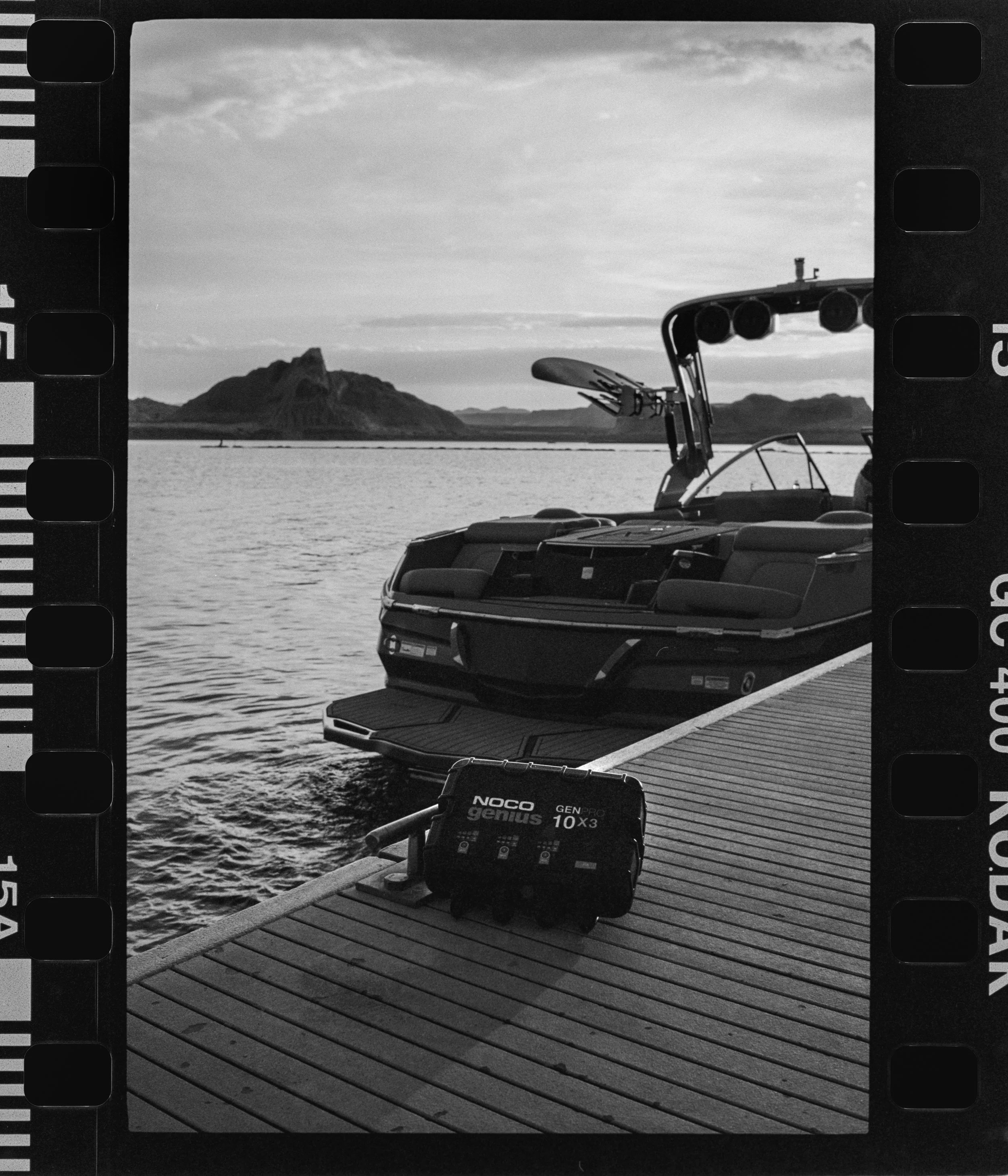 2026_05_12_Summer_Boating_Film--15.jpg