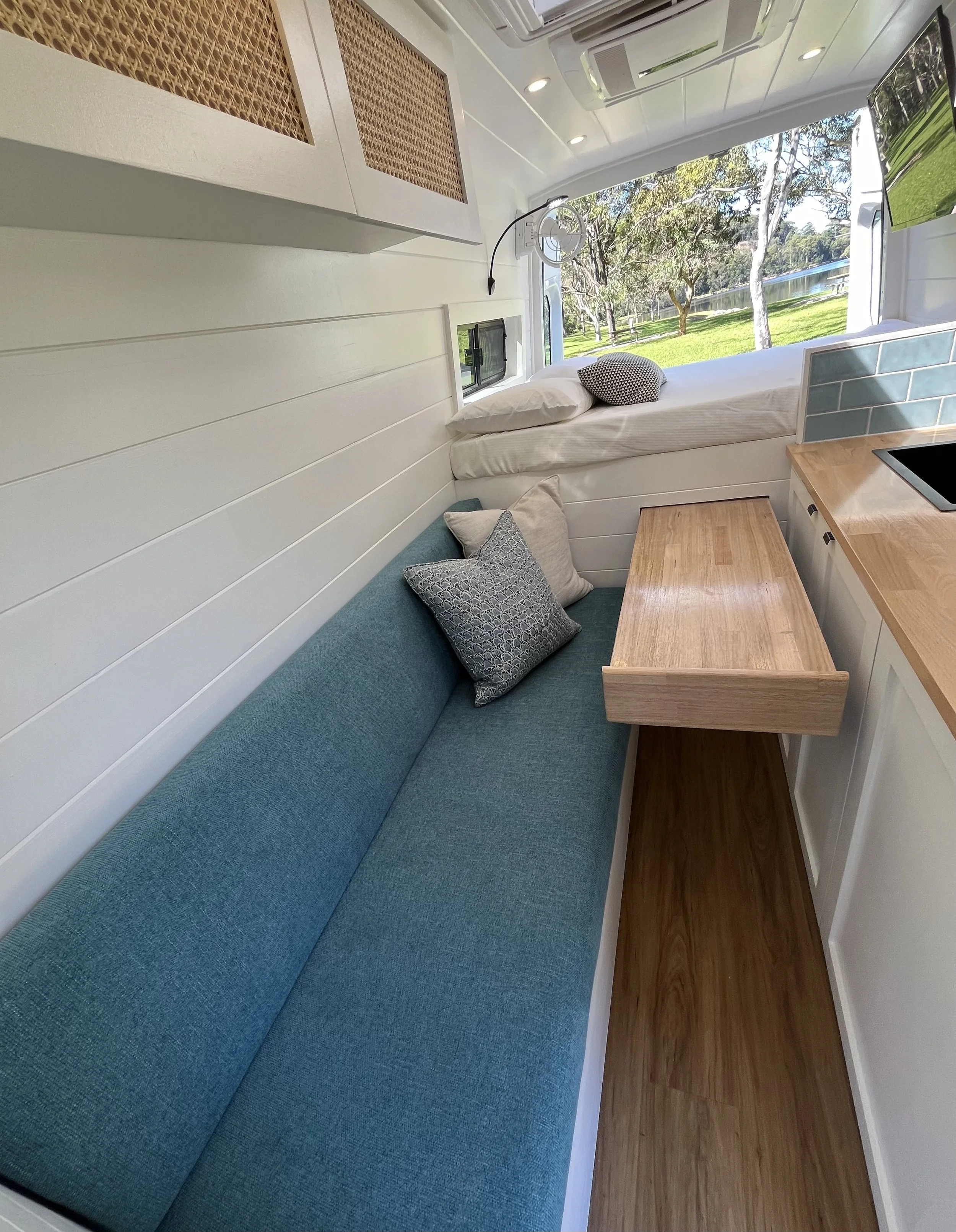 Mercedes sprinter table couch view